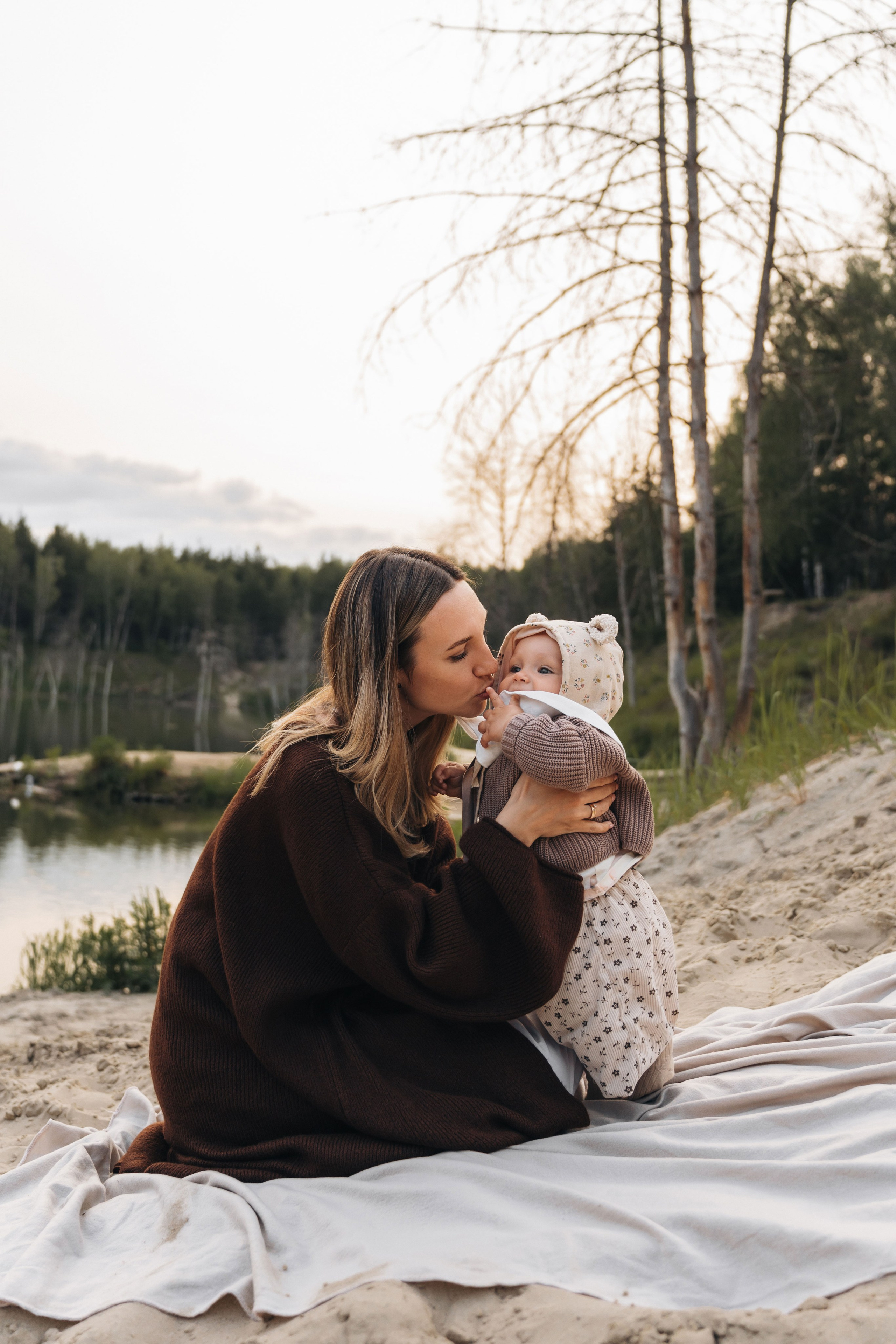 На озере. Ваш фотограф Вика Артемова