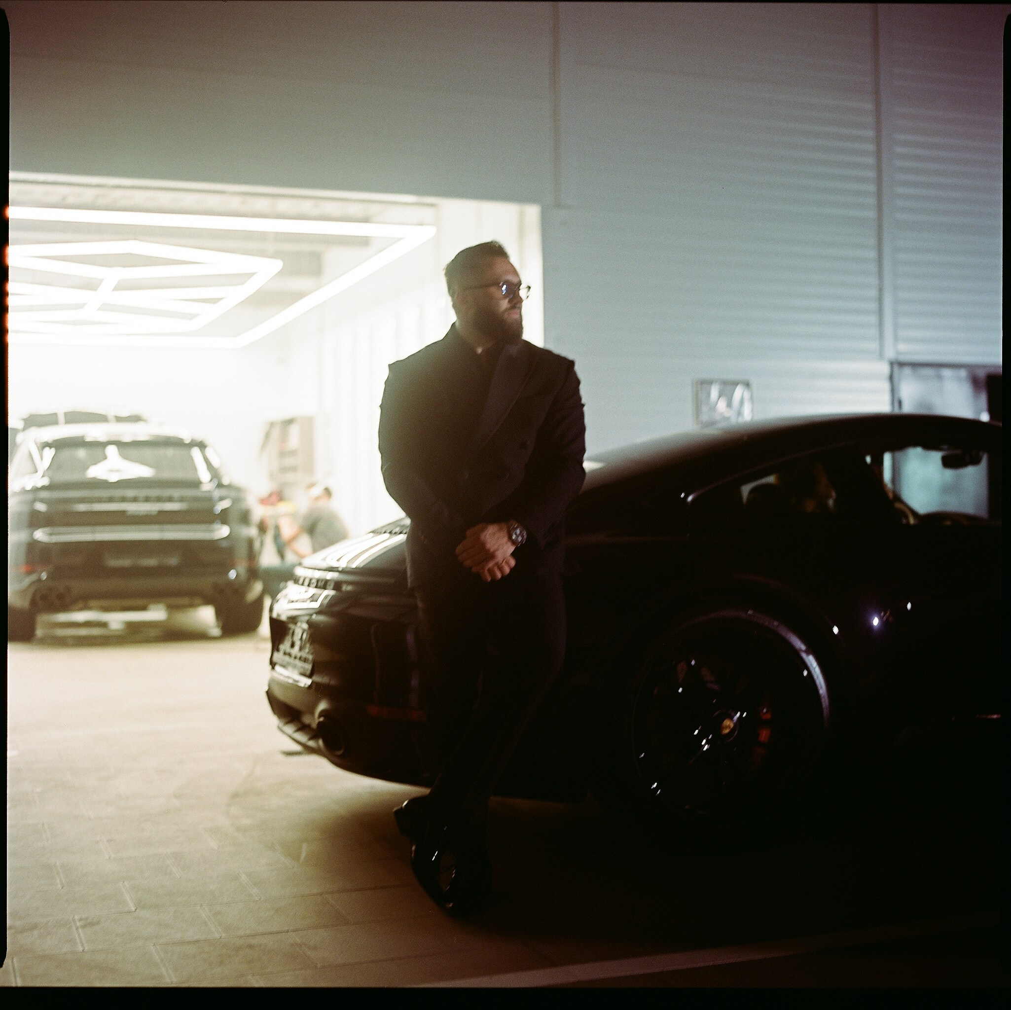 «Night in Salon» Porshe автосалон. Фотограф в Актобе Алексей Вагин