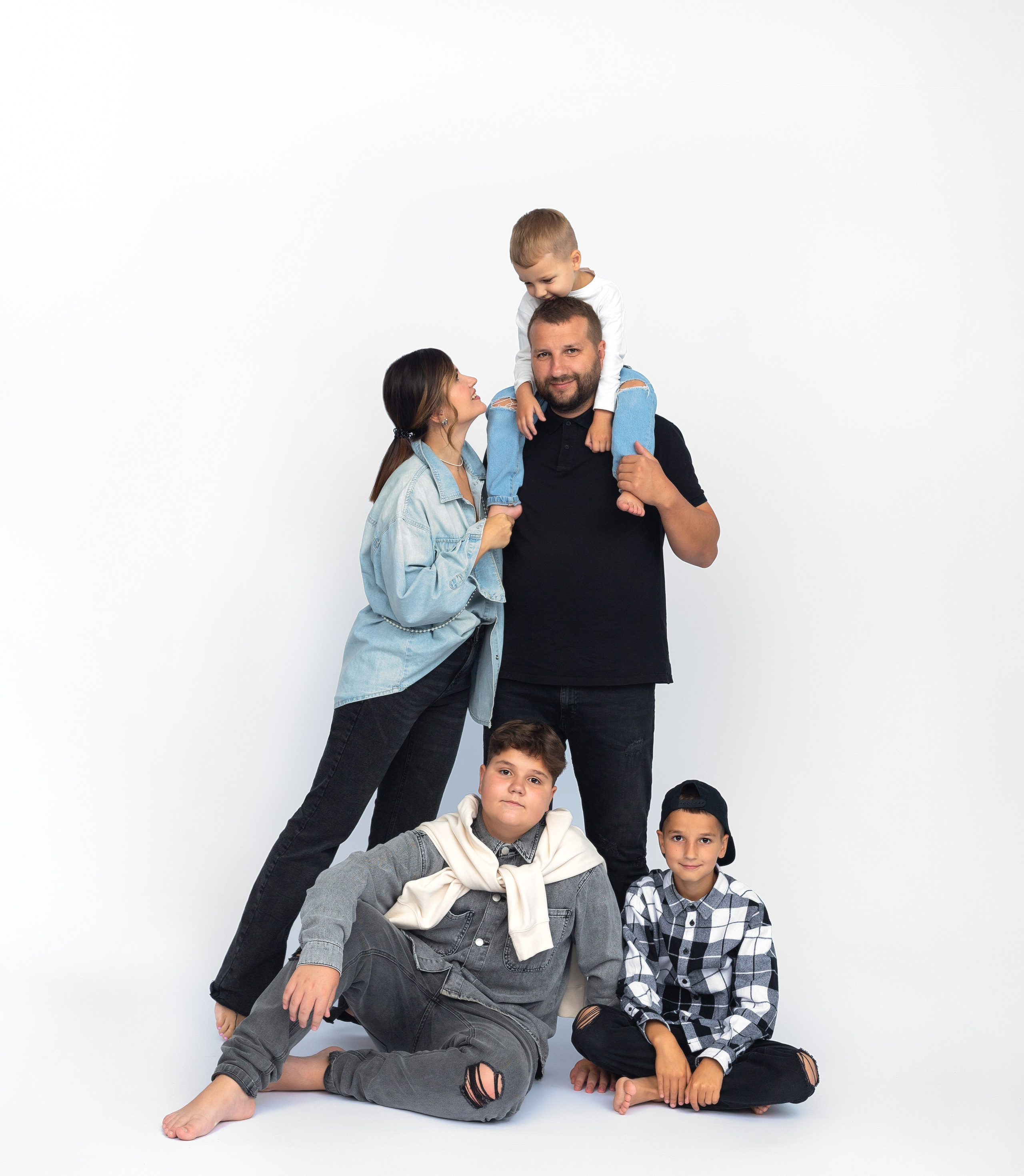 Семья Бернацких. Ирина Болотова фотограф в стиле Vogue в городе Старый Оскол