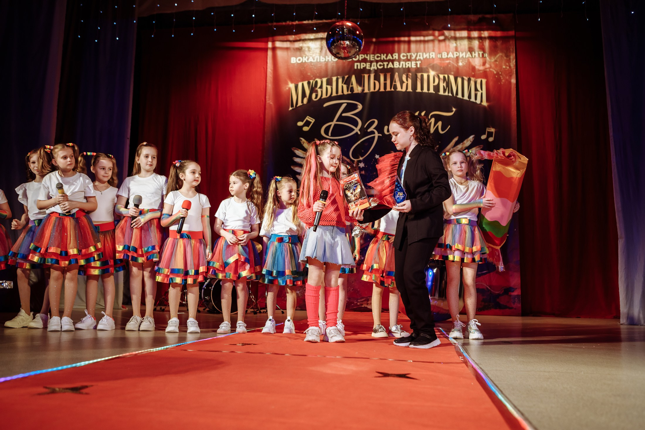Музыкальная премия «Взлет». Фотографы в городе Волгограде — Людмила Агеева и Алексей Околелов