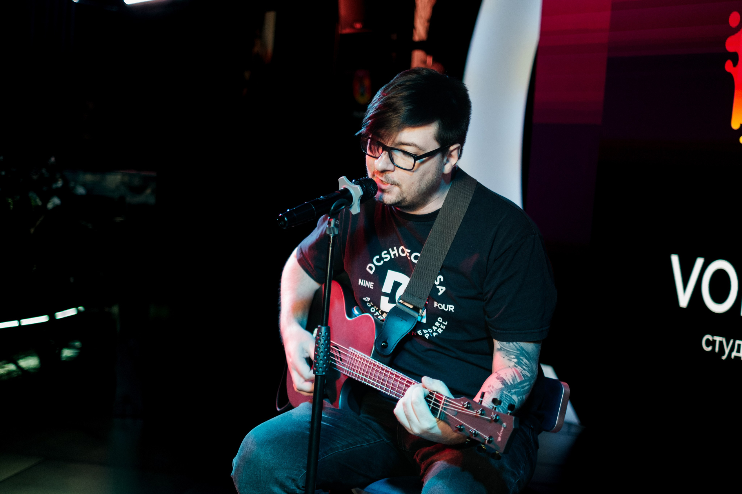 Voice&Play | караоке-бар ГОСТИ. Свадебный и репортажной фотограф Денис Ожигин в Краснодаре и Краснодарском крае