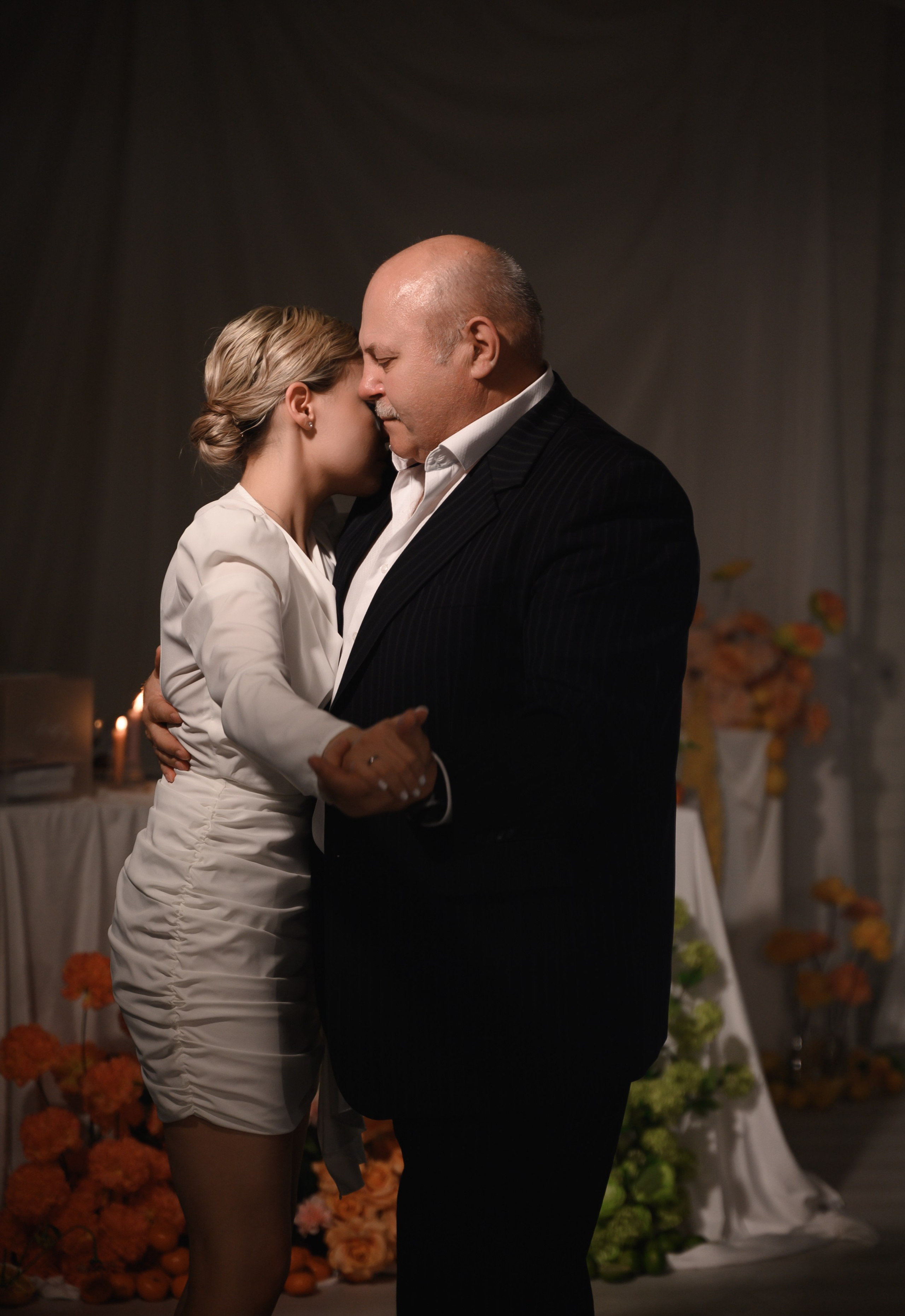 Надя & Витя, Orange Love. Свадебный фотограф Тюмень Анастасия Битная