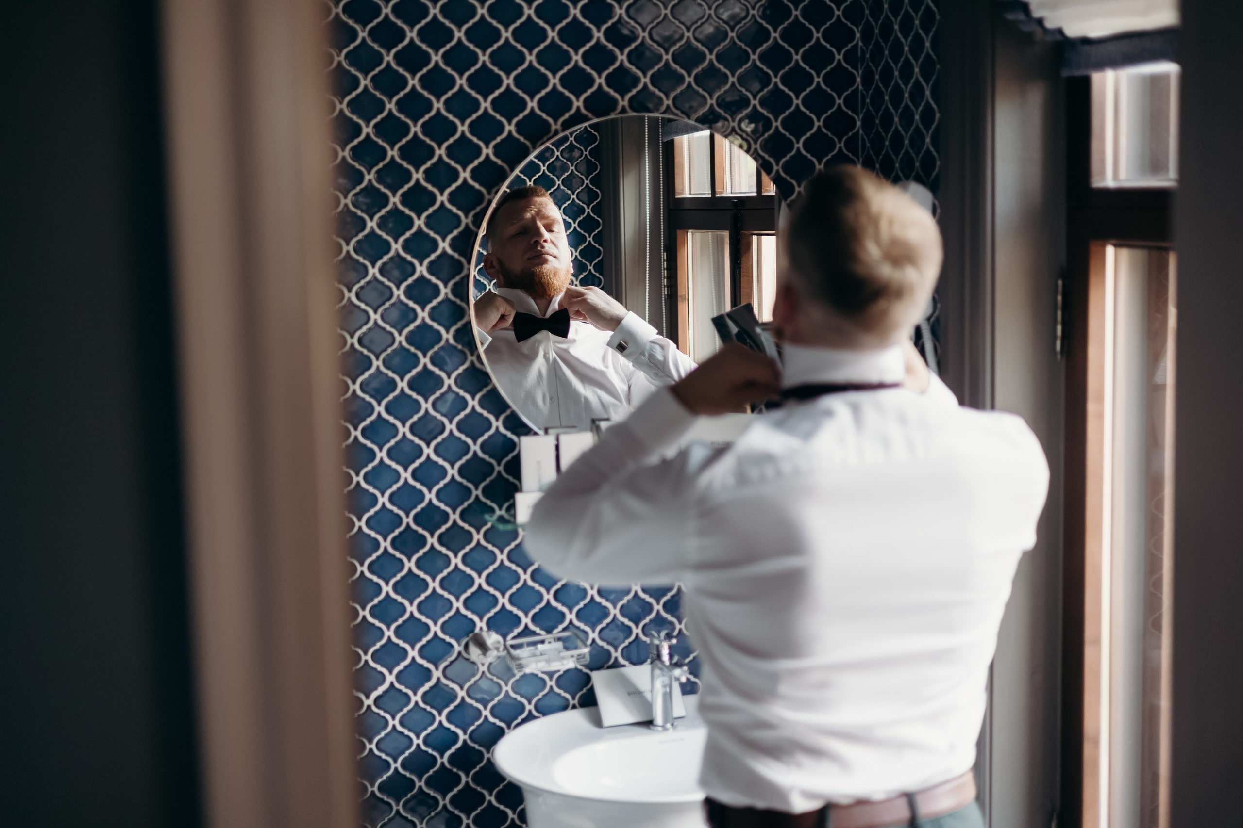 Александр и Елена (сборы, ресторан). Фотограф свадебный семейный в Красноярске Шукшина Наталья