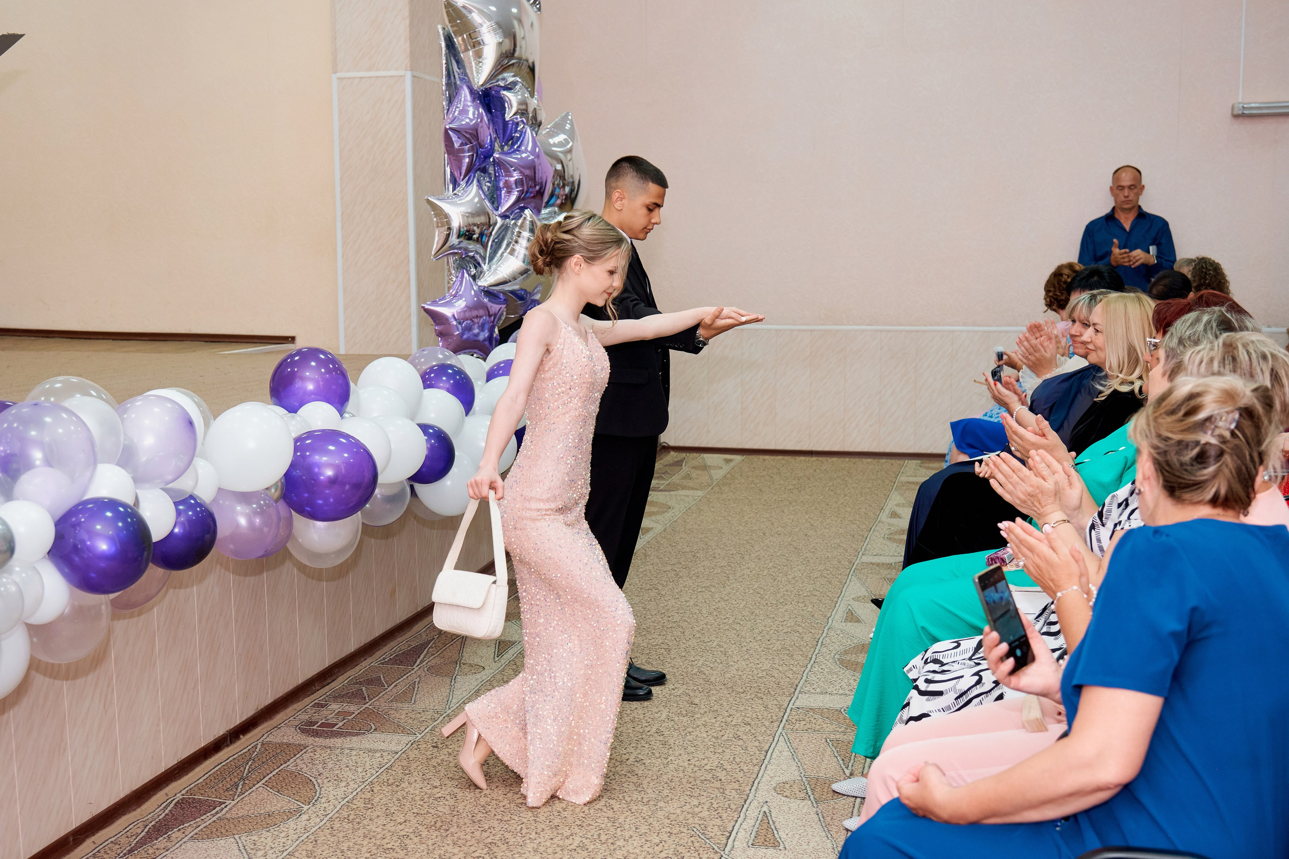 Выпускной 11В. Школа 38. Фотограф Таганрог Анна Трайжон