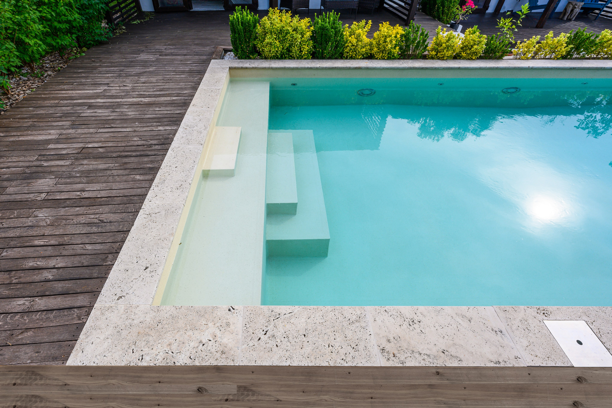 Бассейн в лесу. Интерьерный фотограф Краснодар Денис Педань