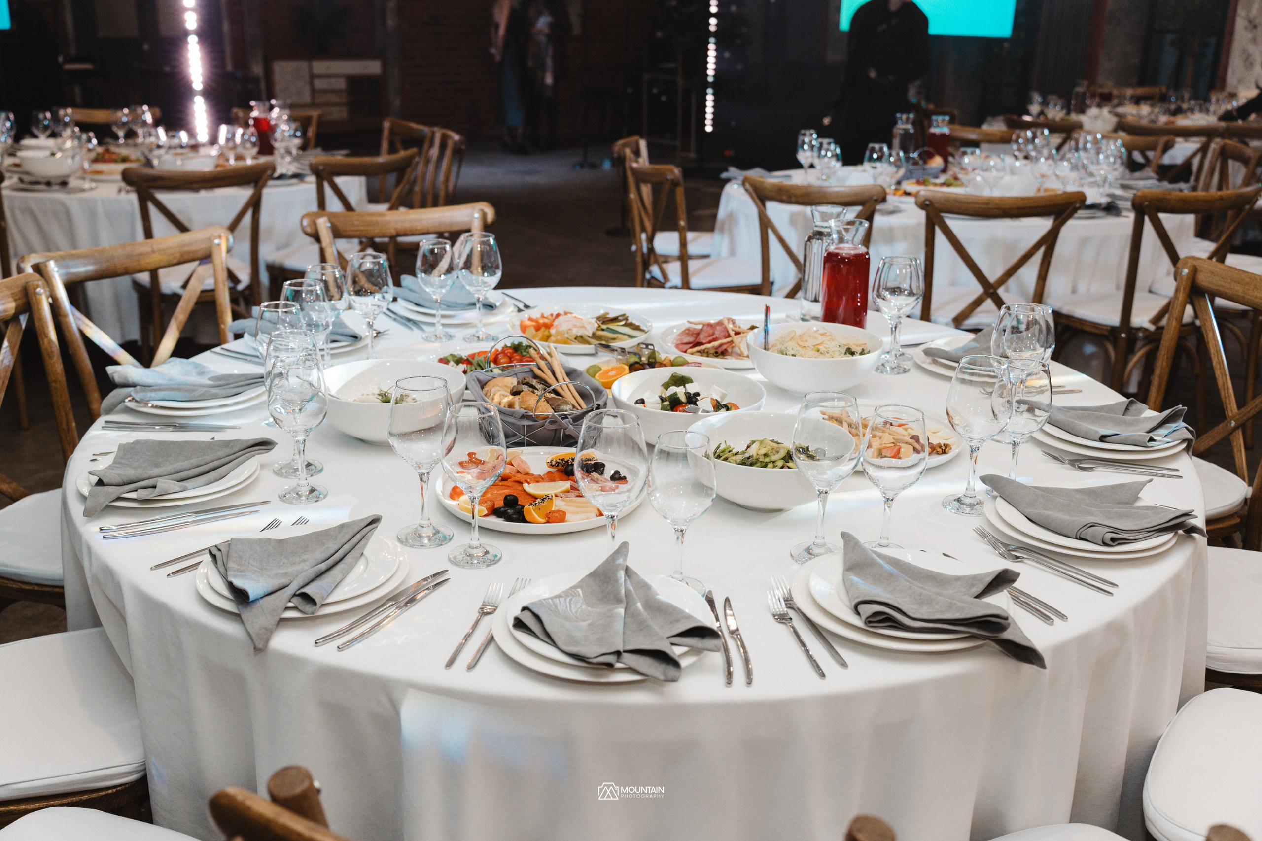 1klick End of year Party. Я занимаюсь событийной, свадебной, товарной, студийной… фотографией