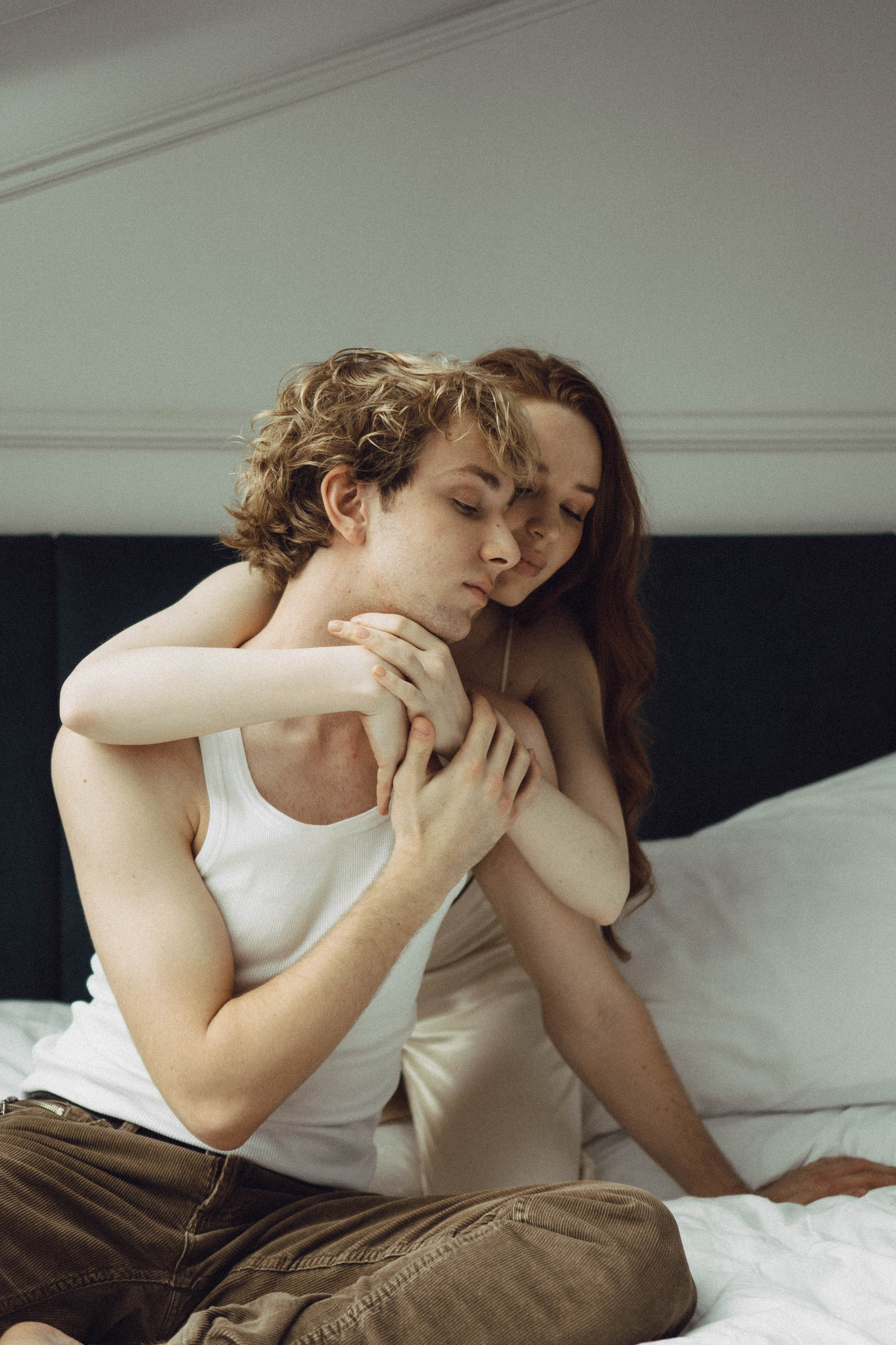 СВАДЕБНАЯ СЬЕМКА В ОТЕЛЕ. СБОРЫ ЖЕНИХА И НЕВЕСТЫ И ТАКЖЕ ТОР И ПОДГОТОВКА К ПРОГУЛКЕ. Профессиональный фотограф, Санкт-Петербург — Виктория Богомолова