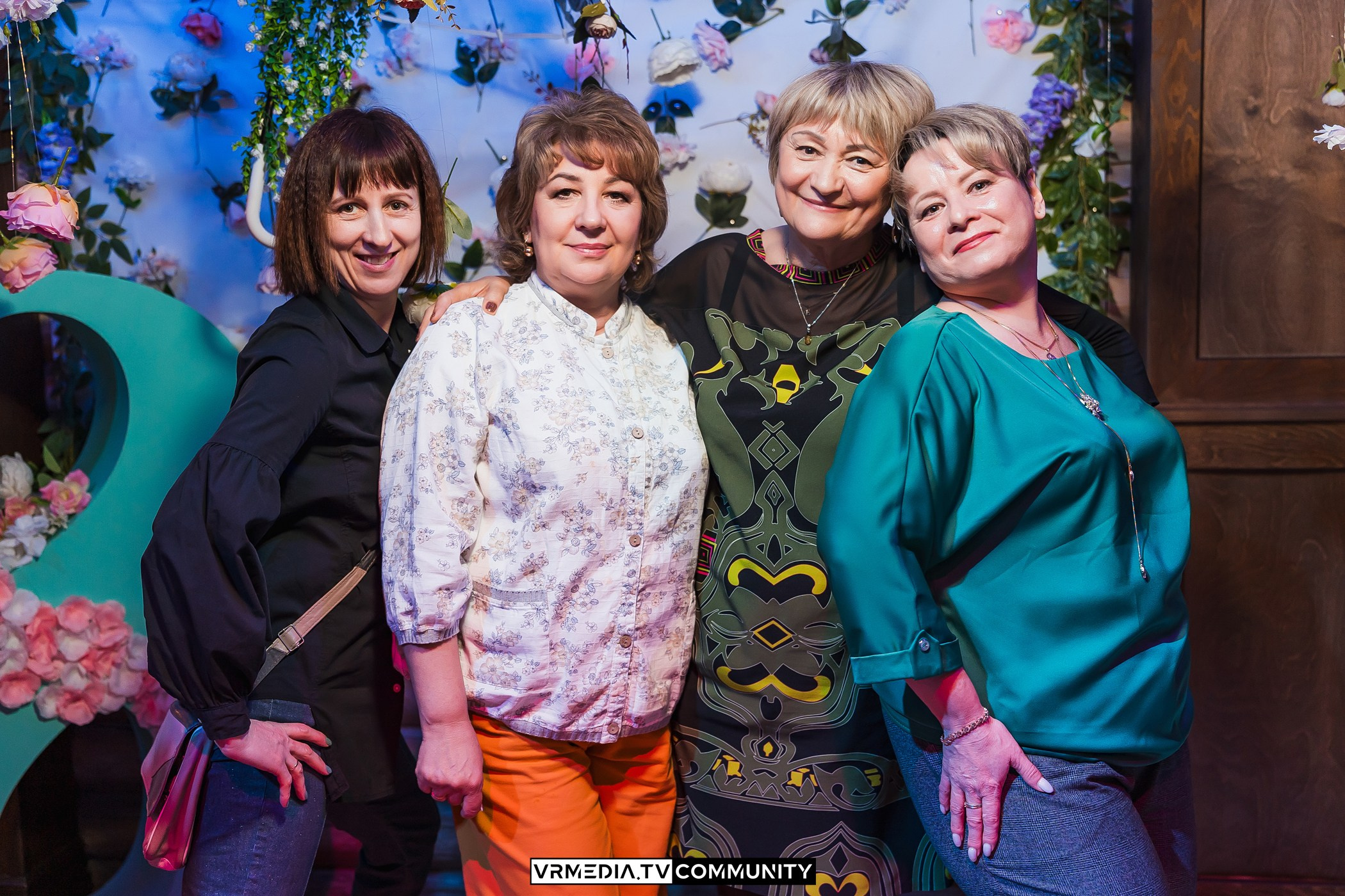 Международный женский день в кафе «У Петровича»