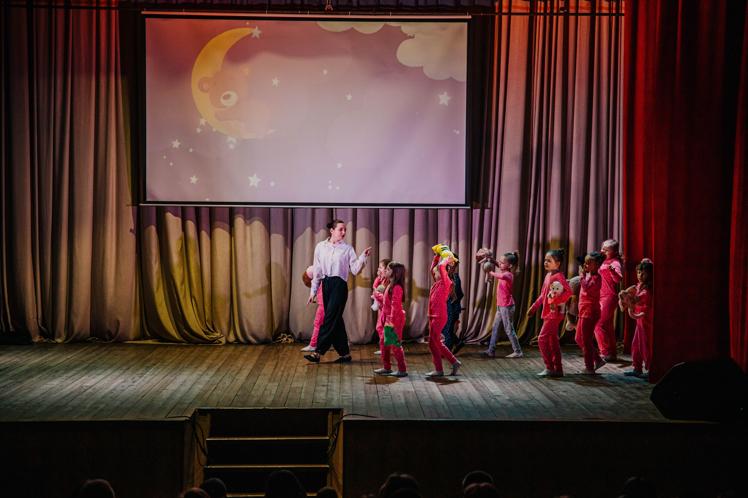 Отчетный концерт хореографического коллектива Пульс!. Фотограф Дарья Маташкова