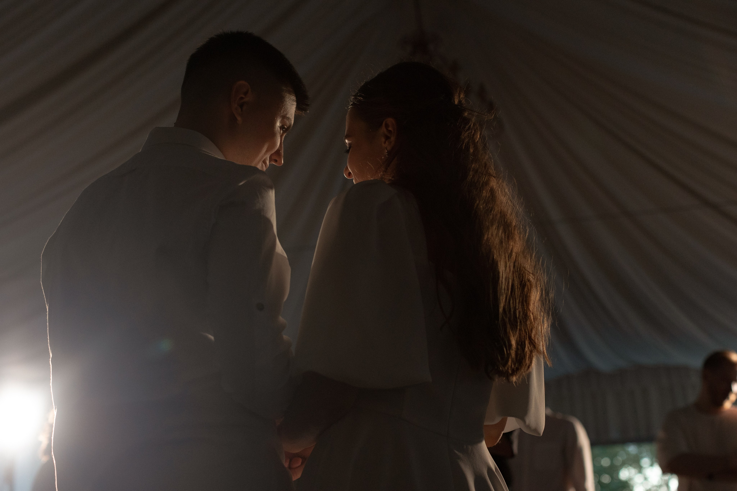 Виталий и Полина: свадьба загородом, где дождь не помеха. @dariazphoto свадебный фотограф