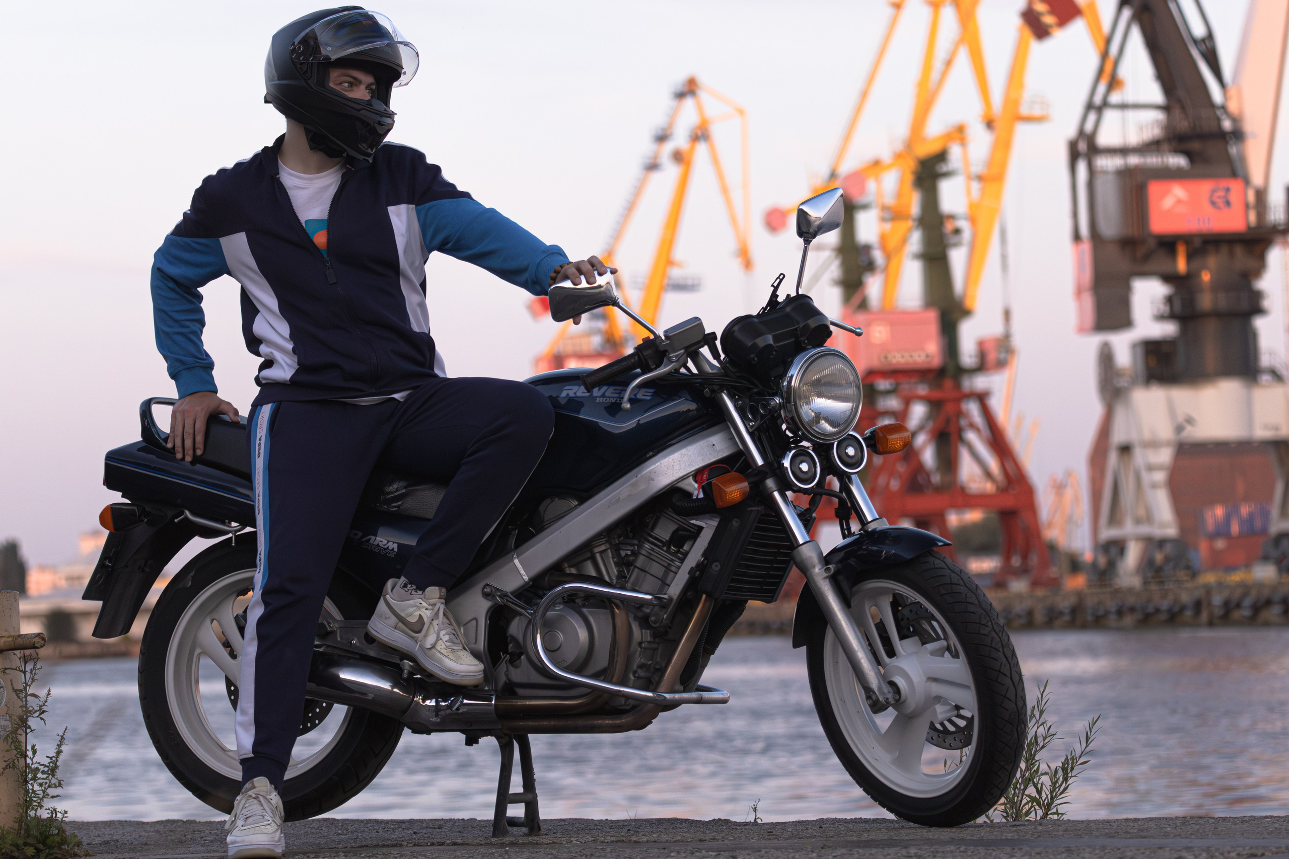 Daniil R. — Digital Noise —