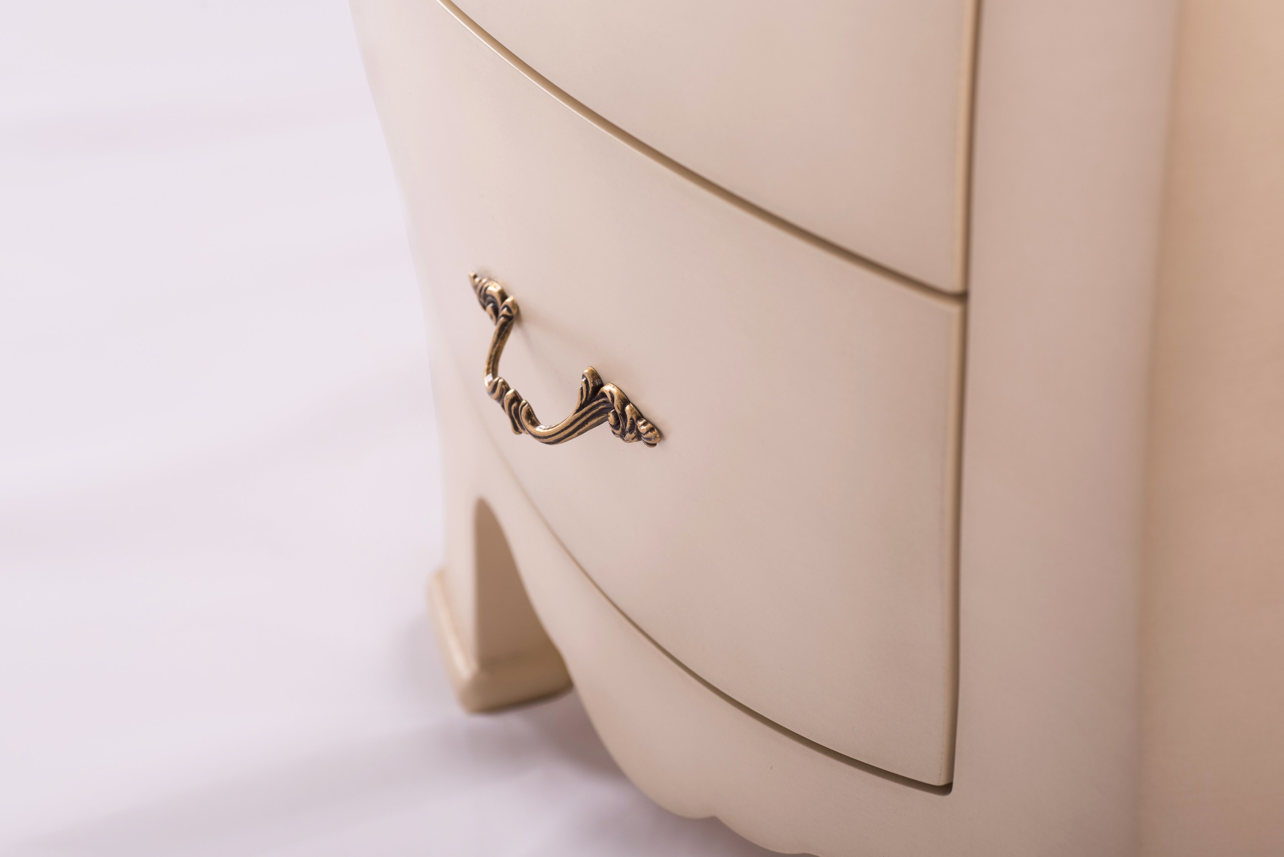 Тумба прикроватная. Студия дизайна интерьера RISE DESIGN STUDIO