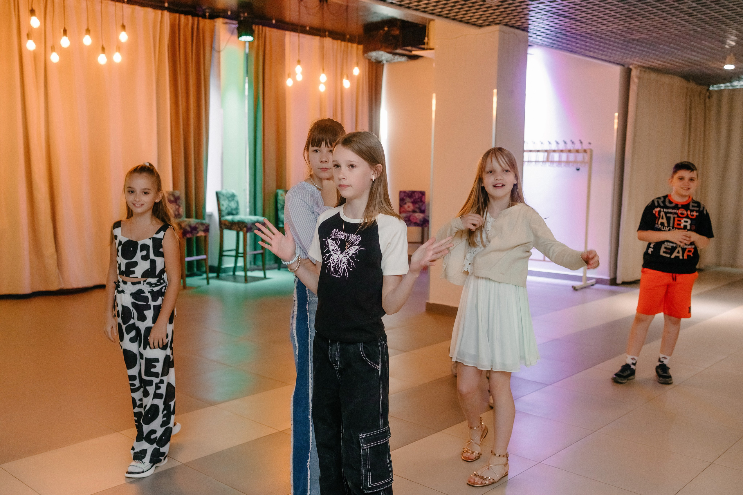 Выпускной 4 класс. Диана Тимиряева | Фотограф в Воронеже