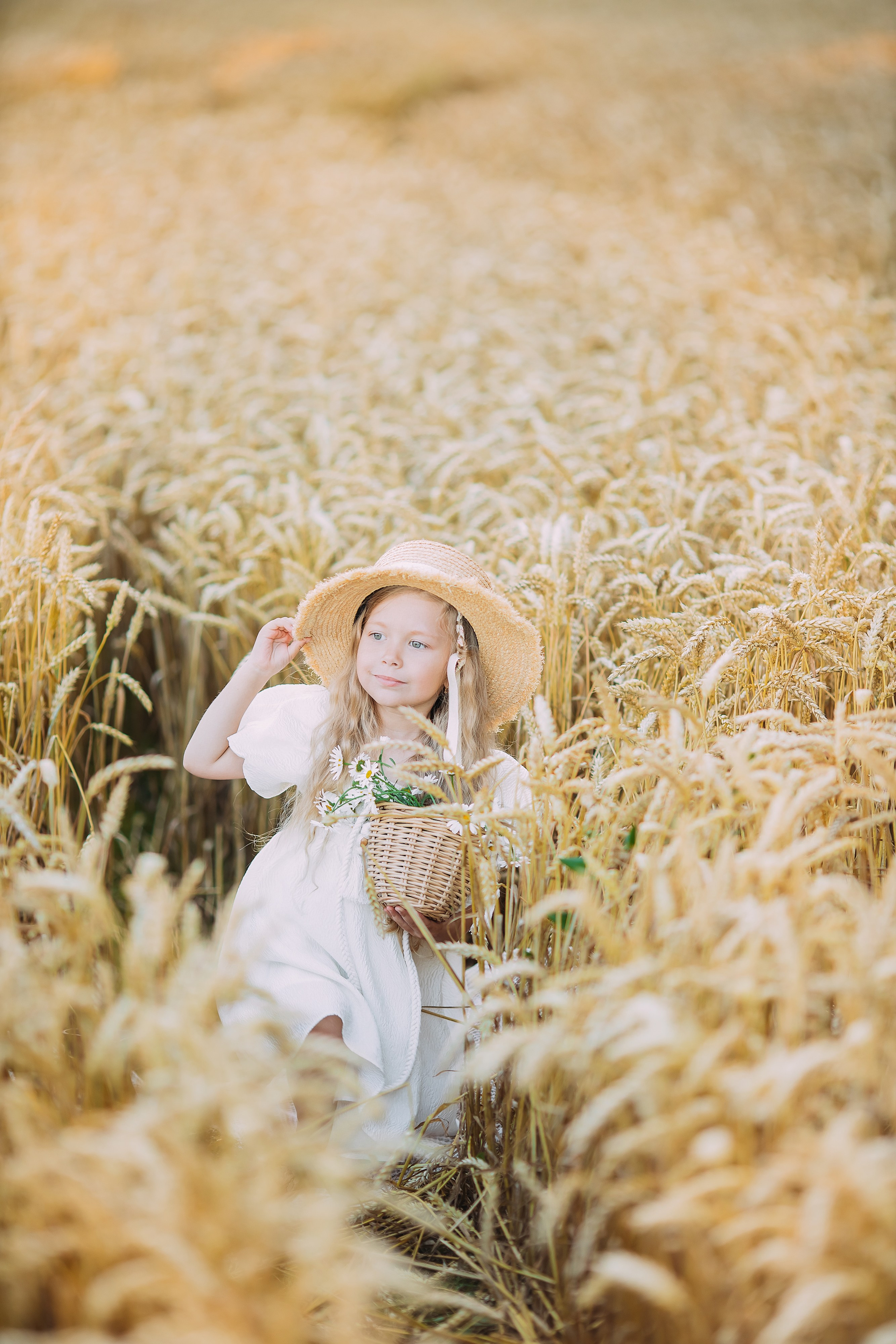 Фотосессии детские и женские в полях. Семейный и детский фотограф в Пскове и Санкт-Петербурге Яна Калинина