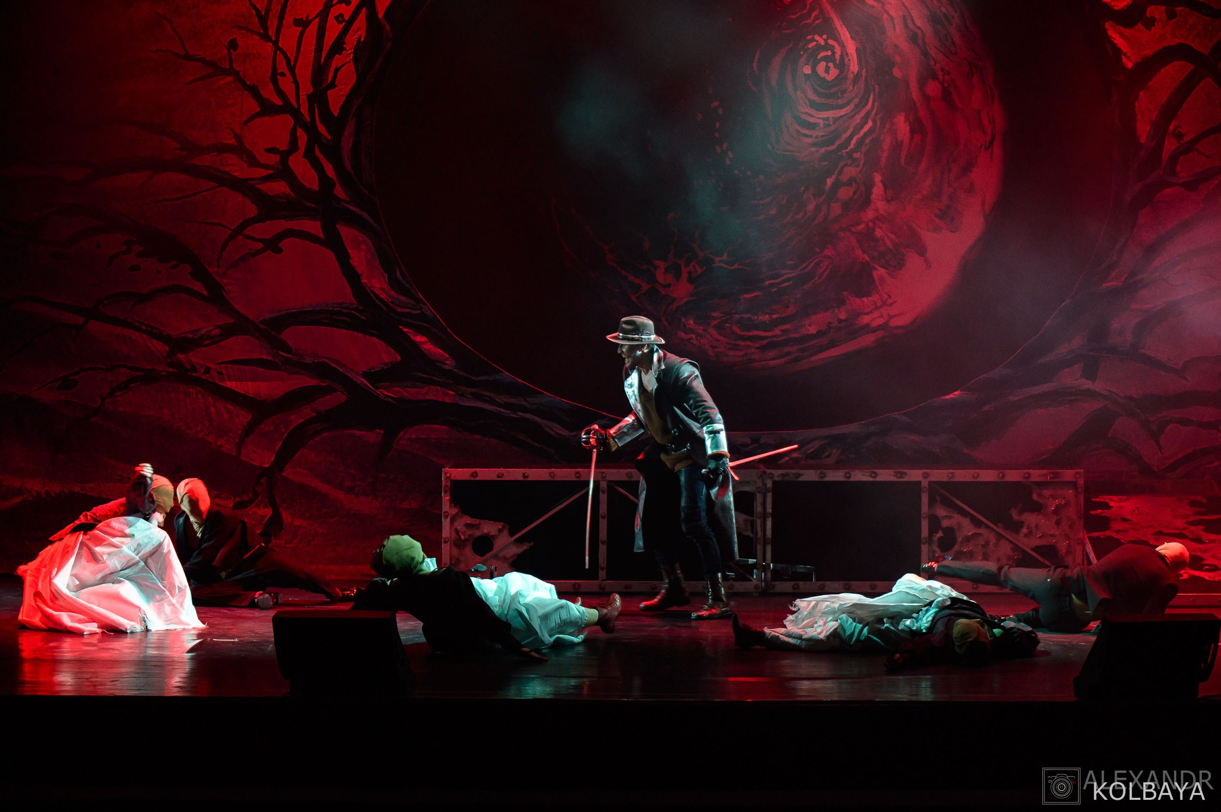 Мюзикл Дракула. Концертный и театральный репортажный фотограф в Москве Александр Колбая