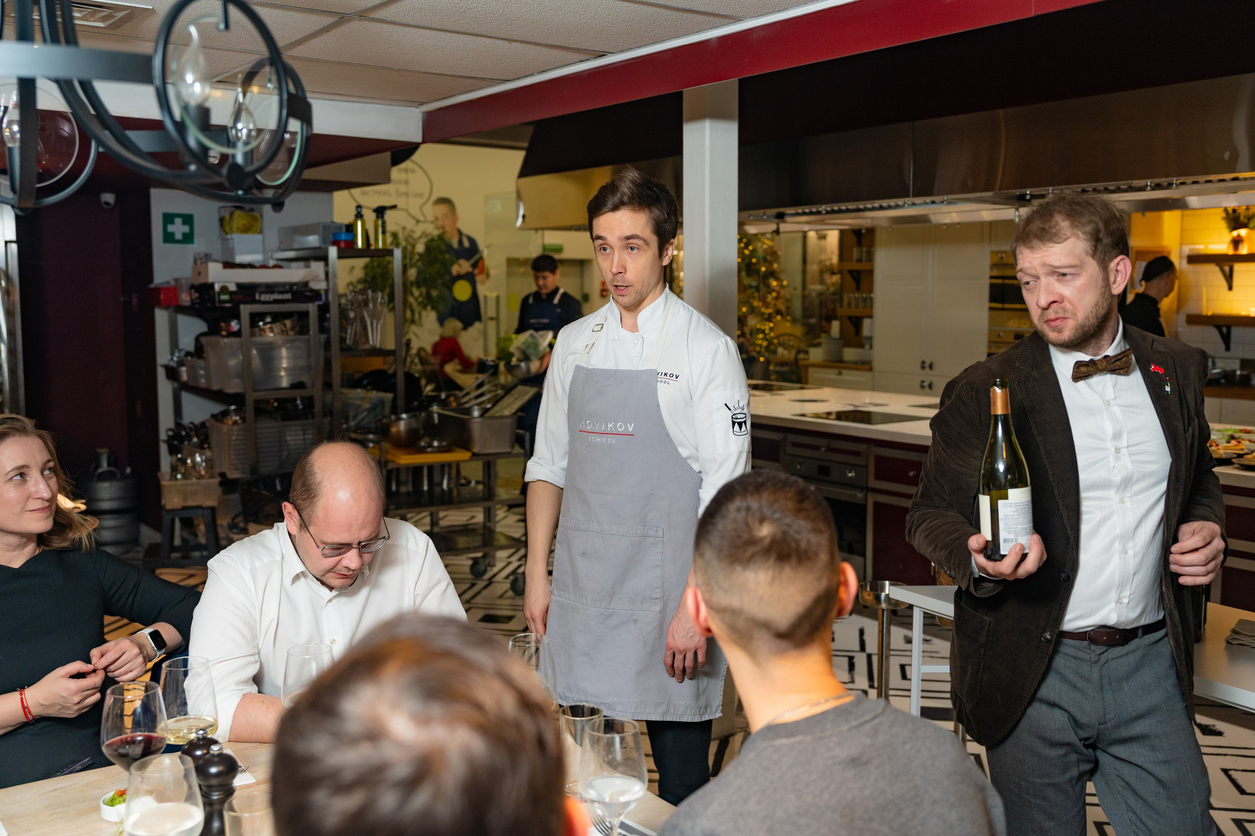 NOVIKOV SCHOOL — Умами зал. Фотограф Никита Комаров