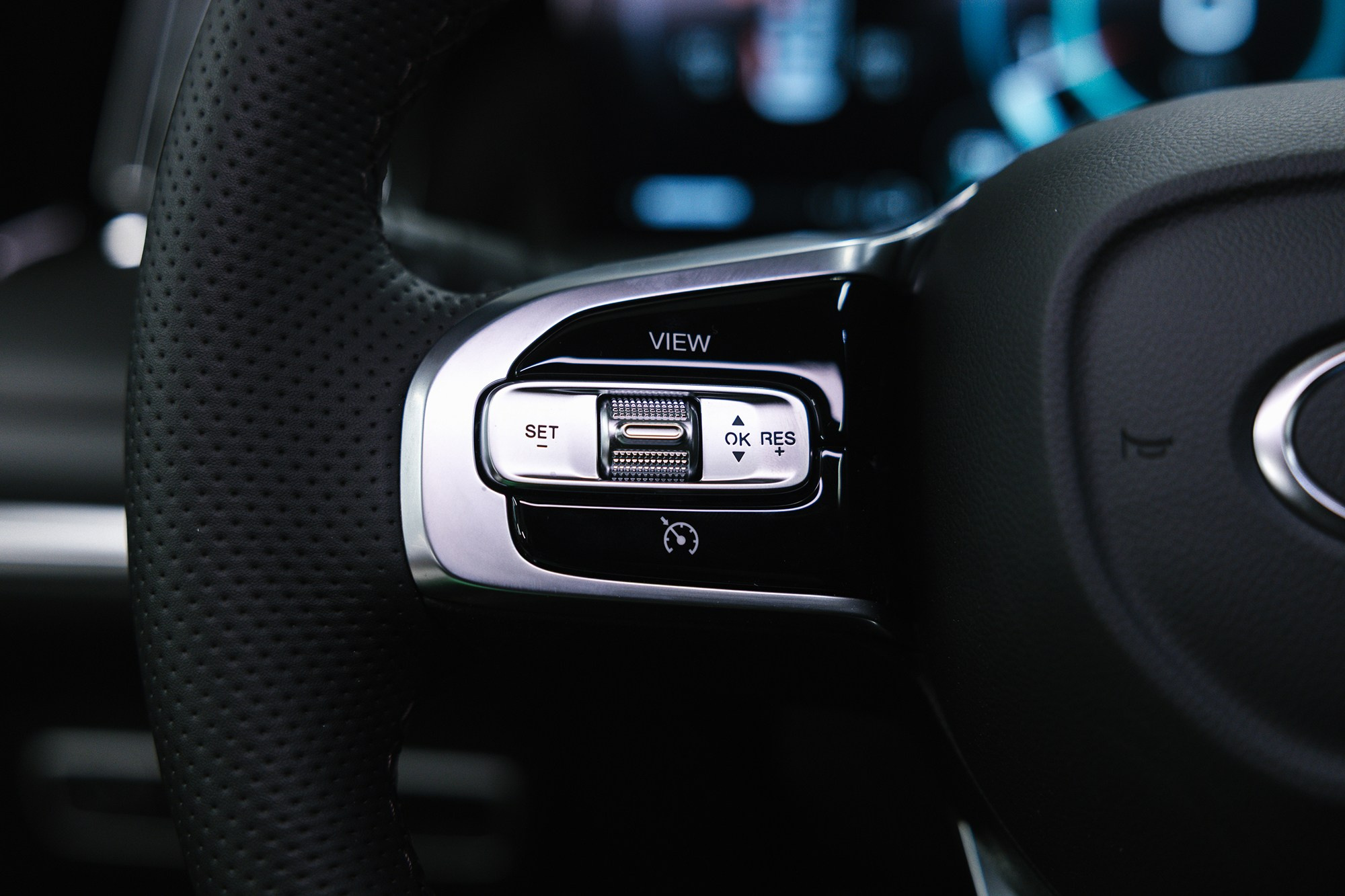 GAC M8 2.0T GDI AT (231 л. с.). Автосалон «Х-Авто»