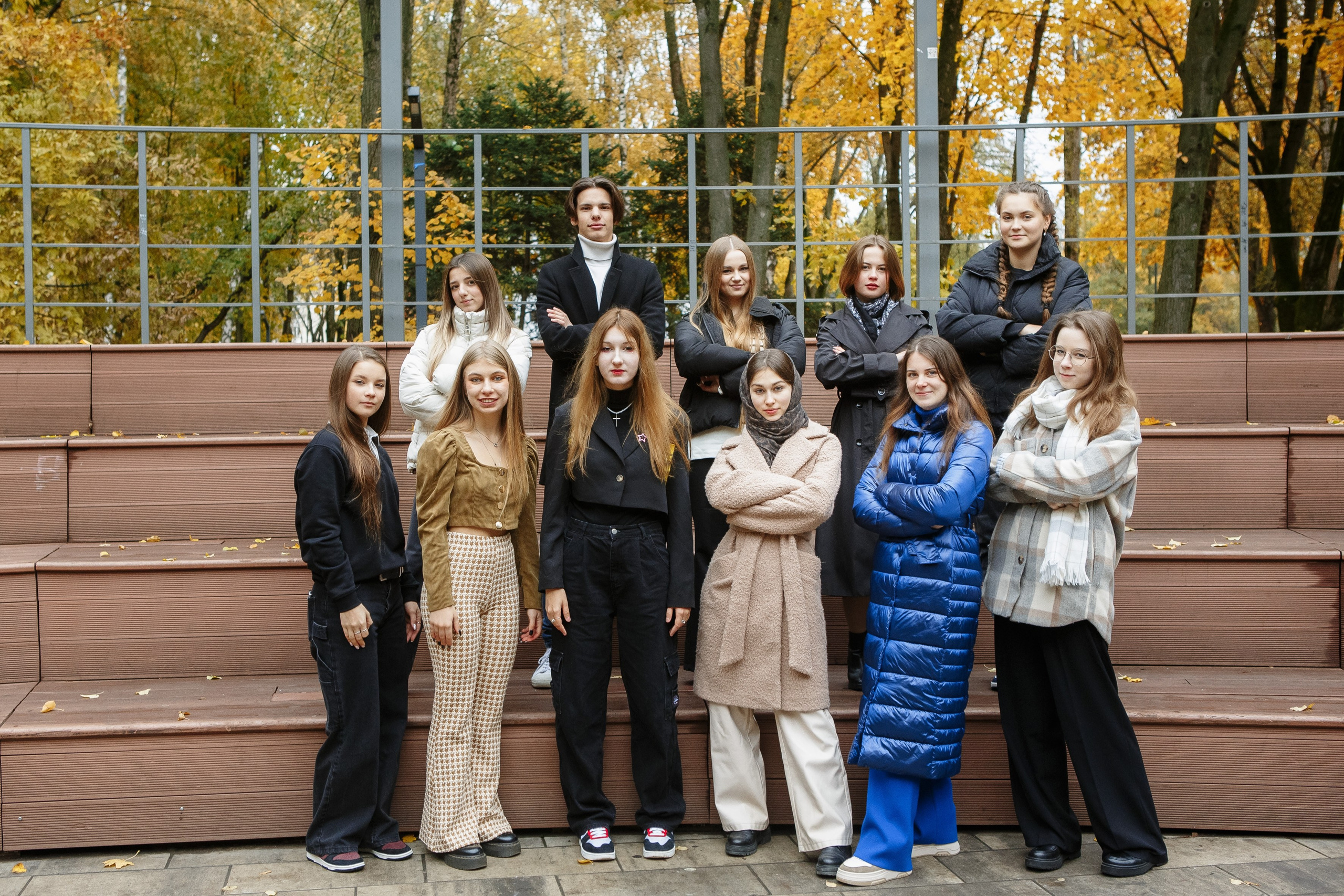 Осень Гимназия 12 11 В 2023 г. Свадебный и портретный Фотограф в Липецке Дмитрий Котюков