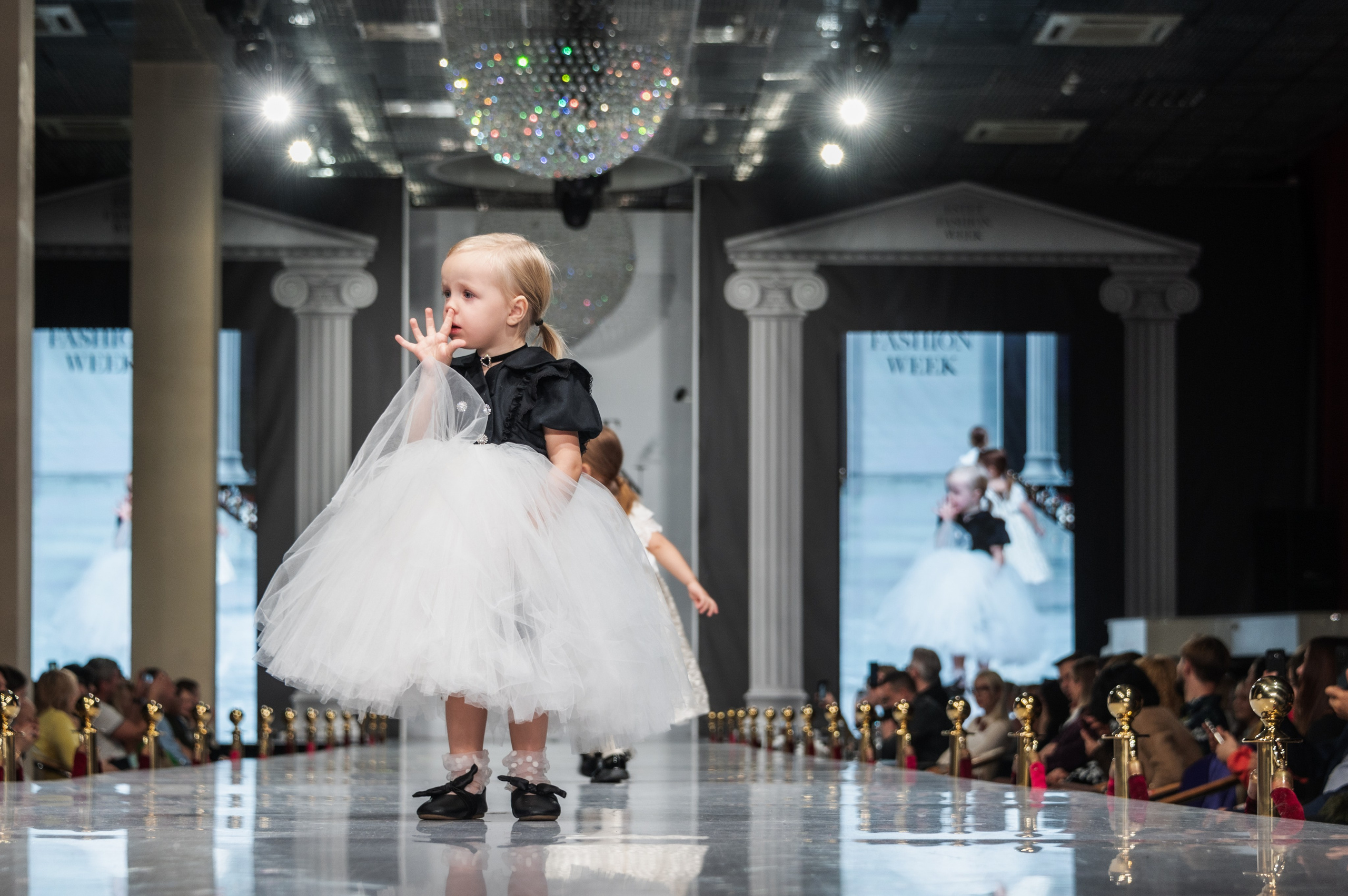 Estet Fashion Week-2023. Фотограф Роман Адлер