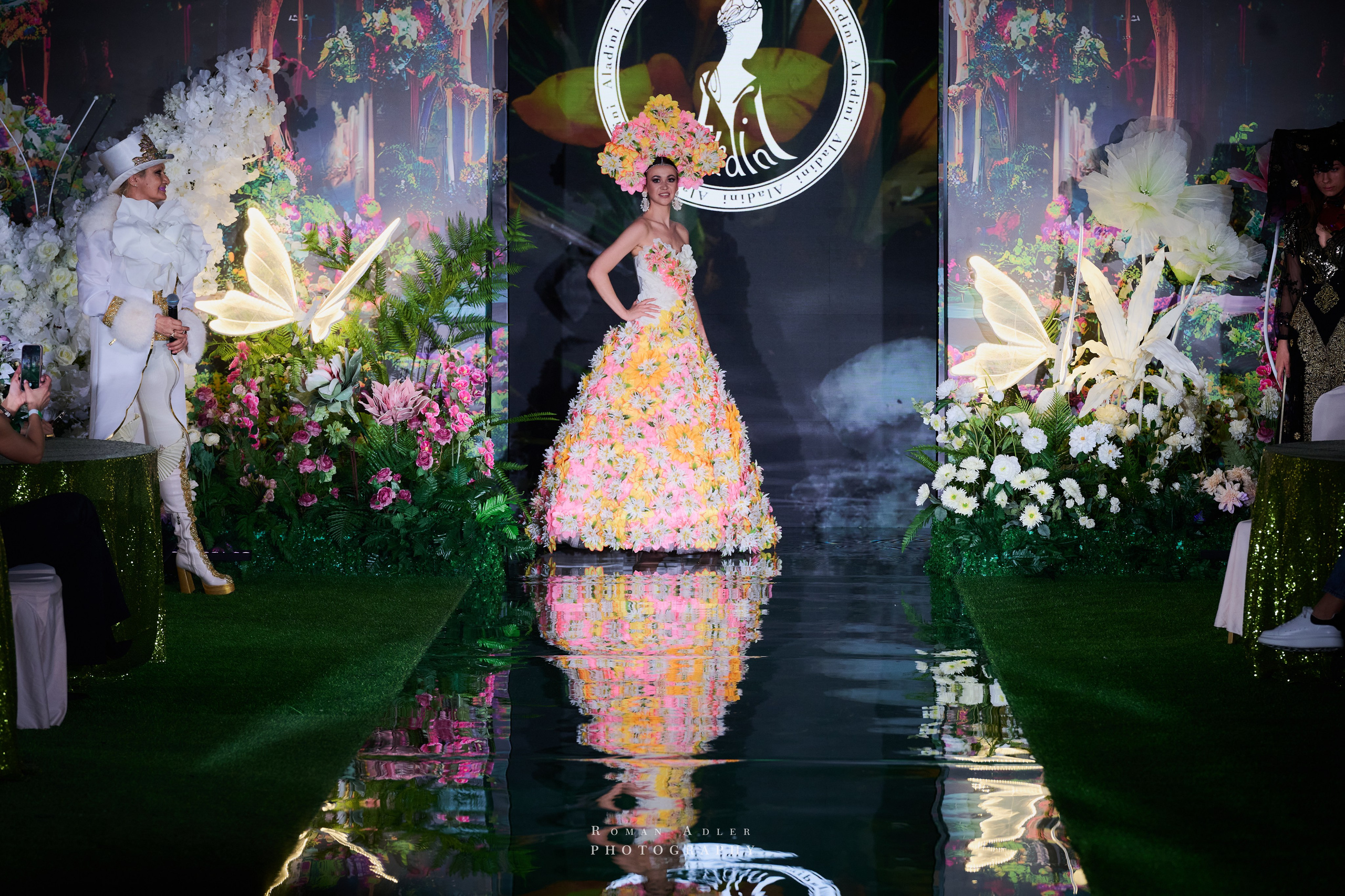 Золотая Неделя Моды. Фотограф Роман Адлер