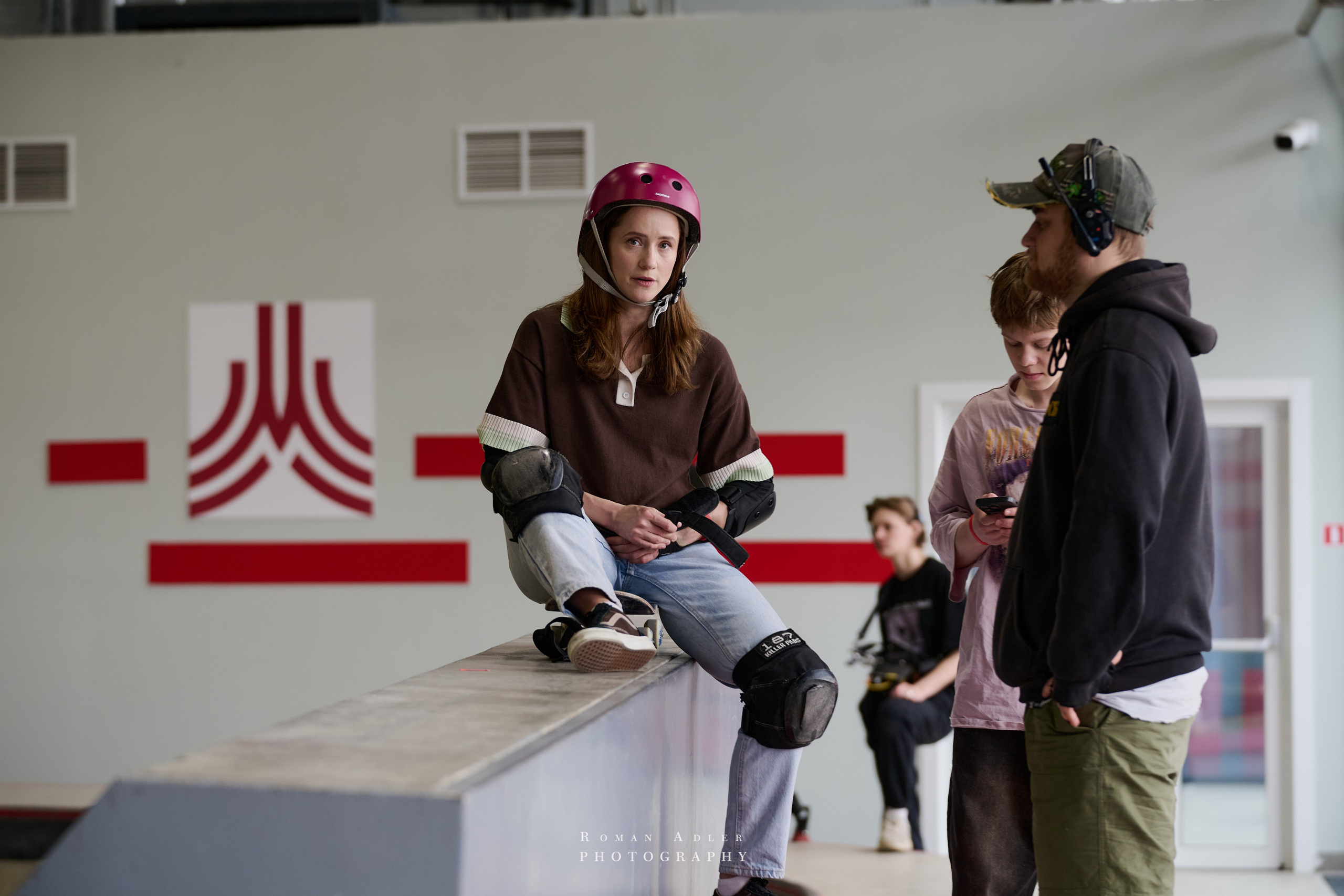 Репортаж со съёмок фильма «Своя в доску». Фотограф Роман Адлер