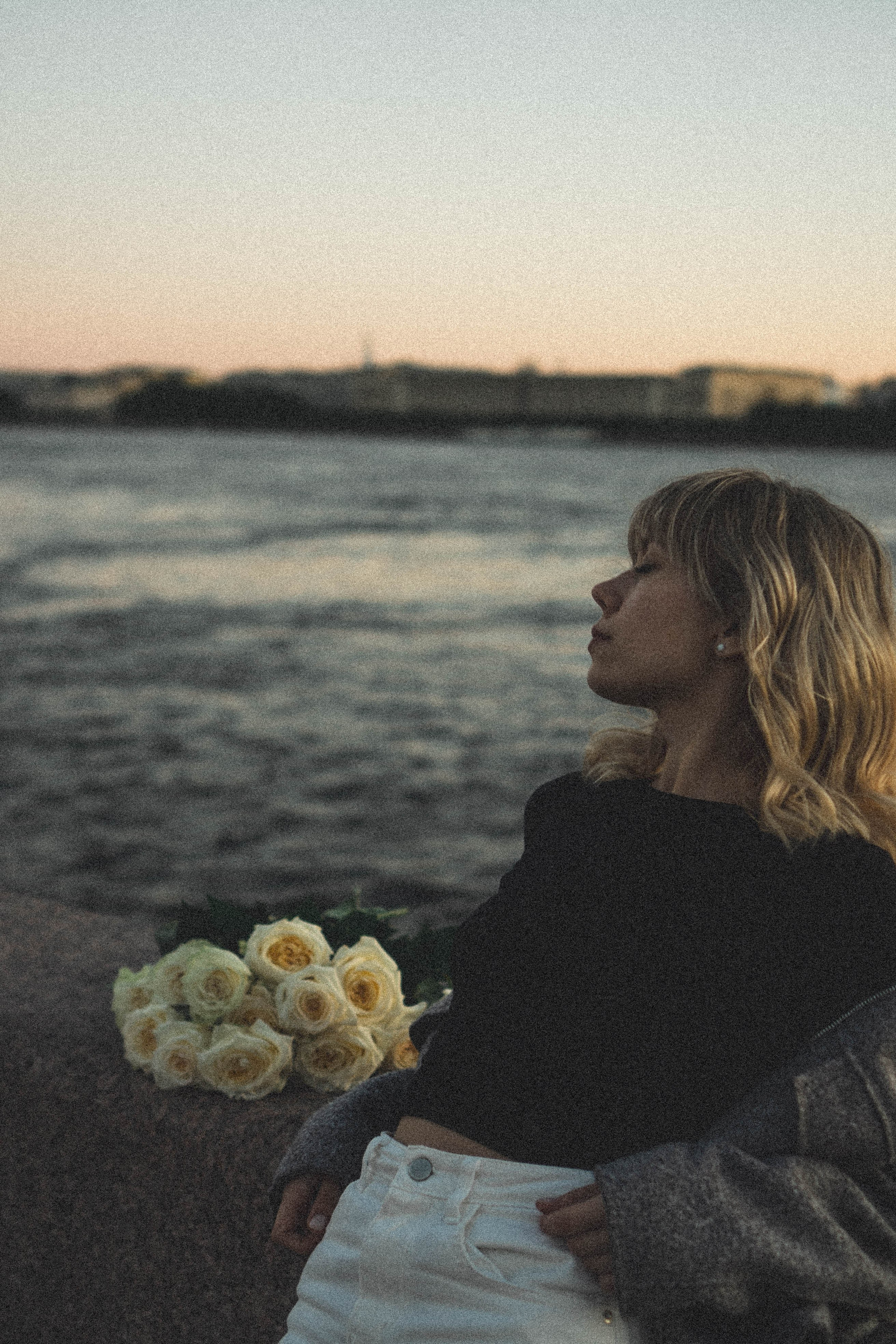 ПРОГУЛКА ПО ГОРОДУ В БЕЛЫЕ НОЧИ (другой вариант). Профессиональный фотограф, Санкт-Петербург — Виктория Богомолова