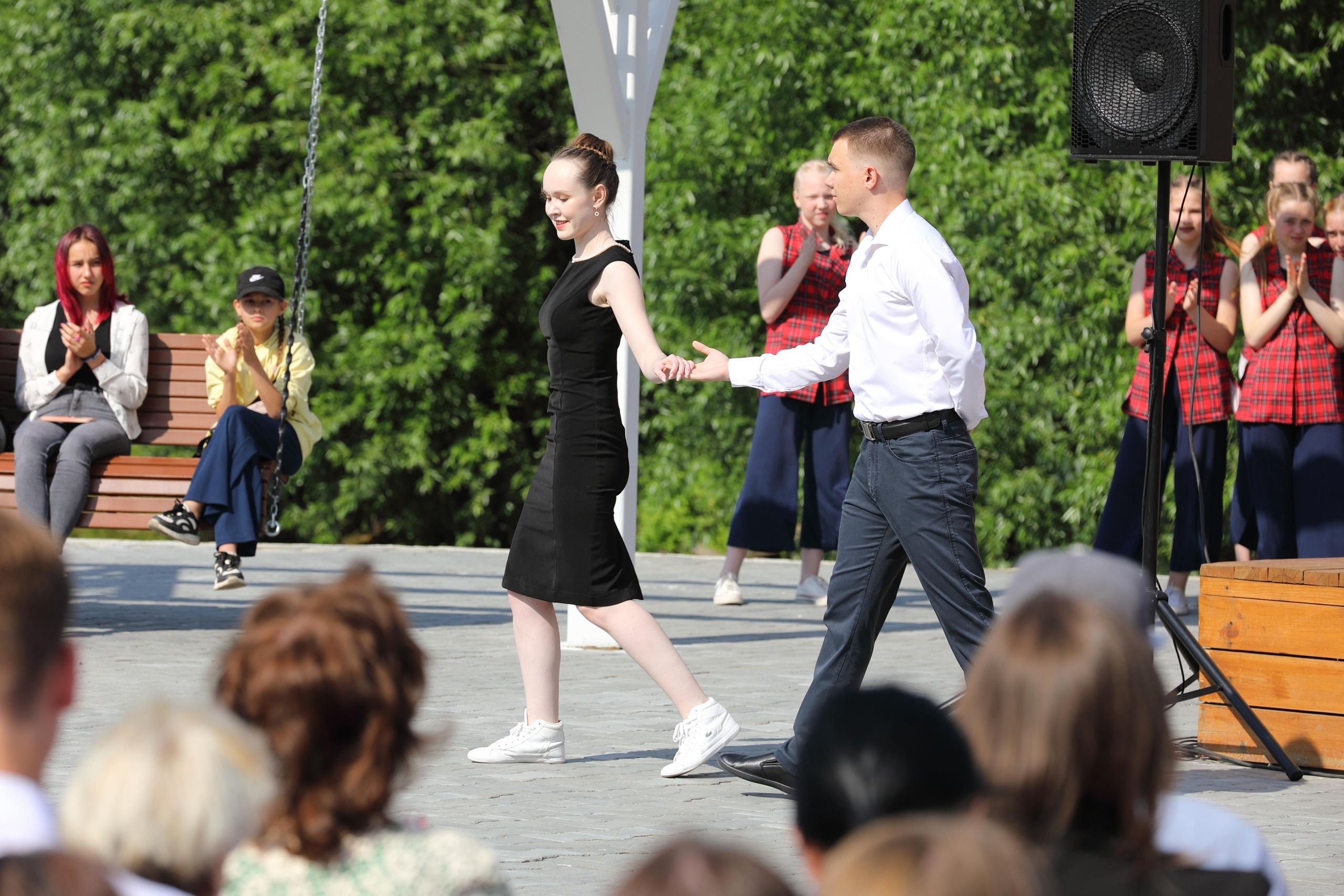 Выпускной в Шадринске. Фотограф Андрей Гузеев