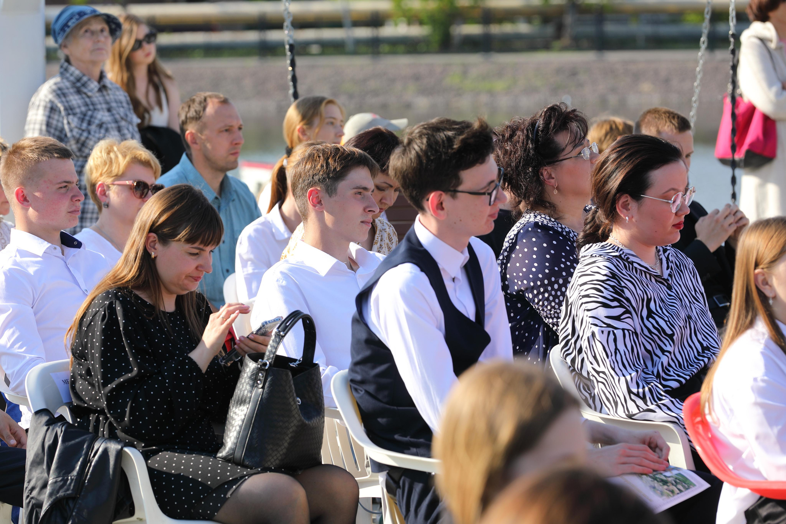 Выпускной в Шадринске. Фотограф Андрей Гузеев