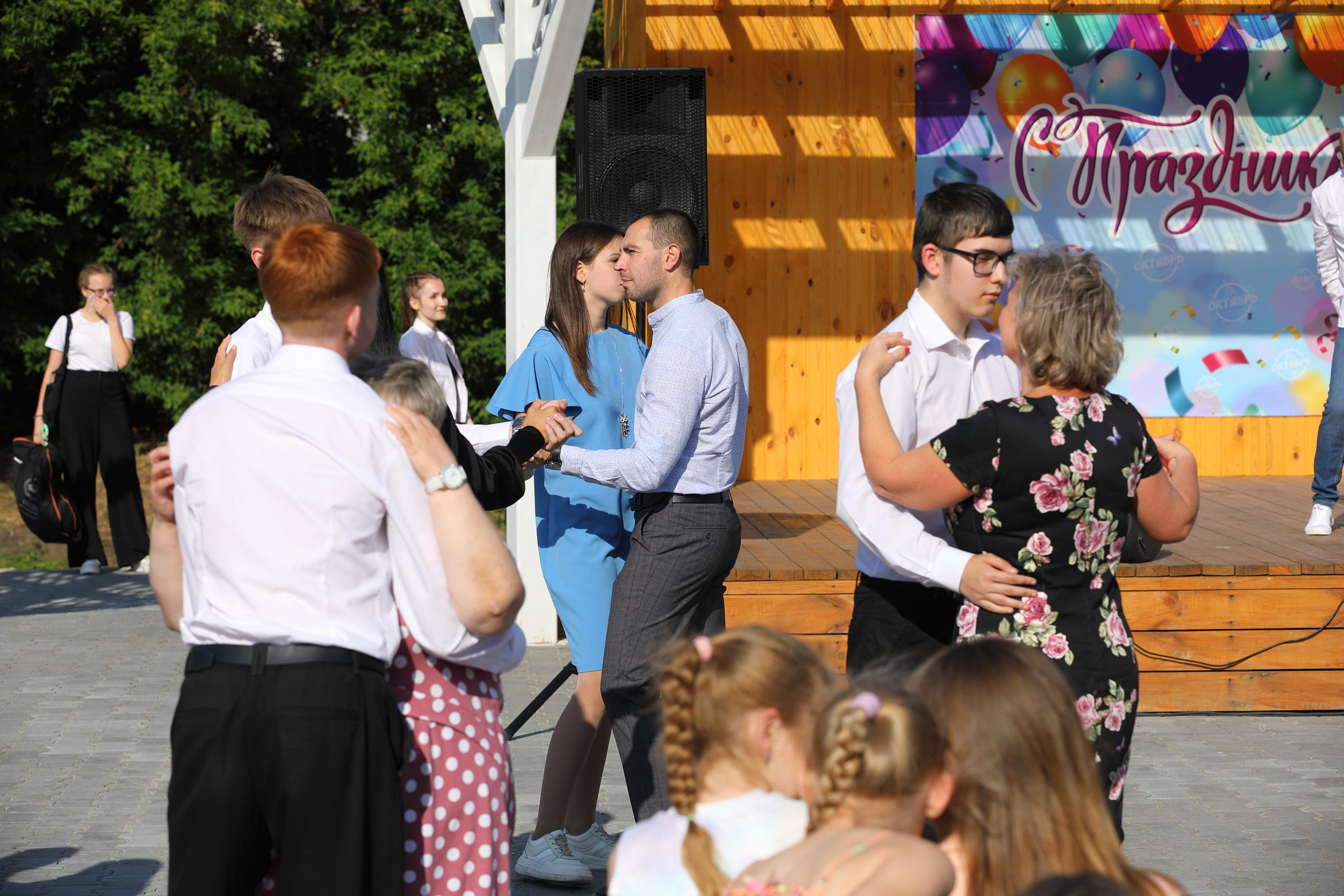 Выпускной в Шадринске. Фотограф Андрей Гузеев