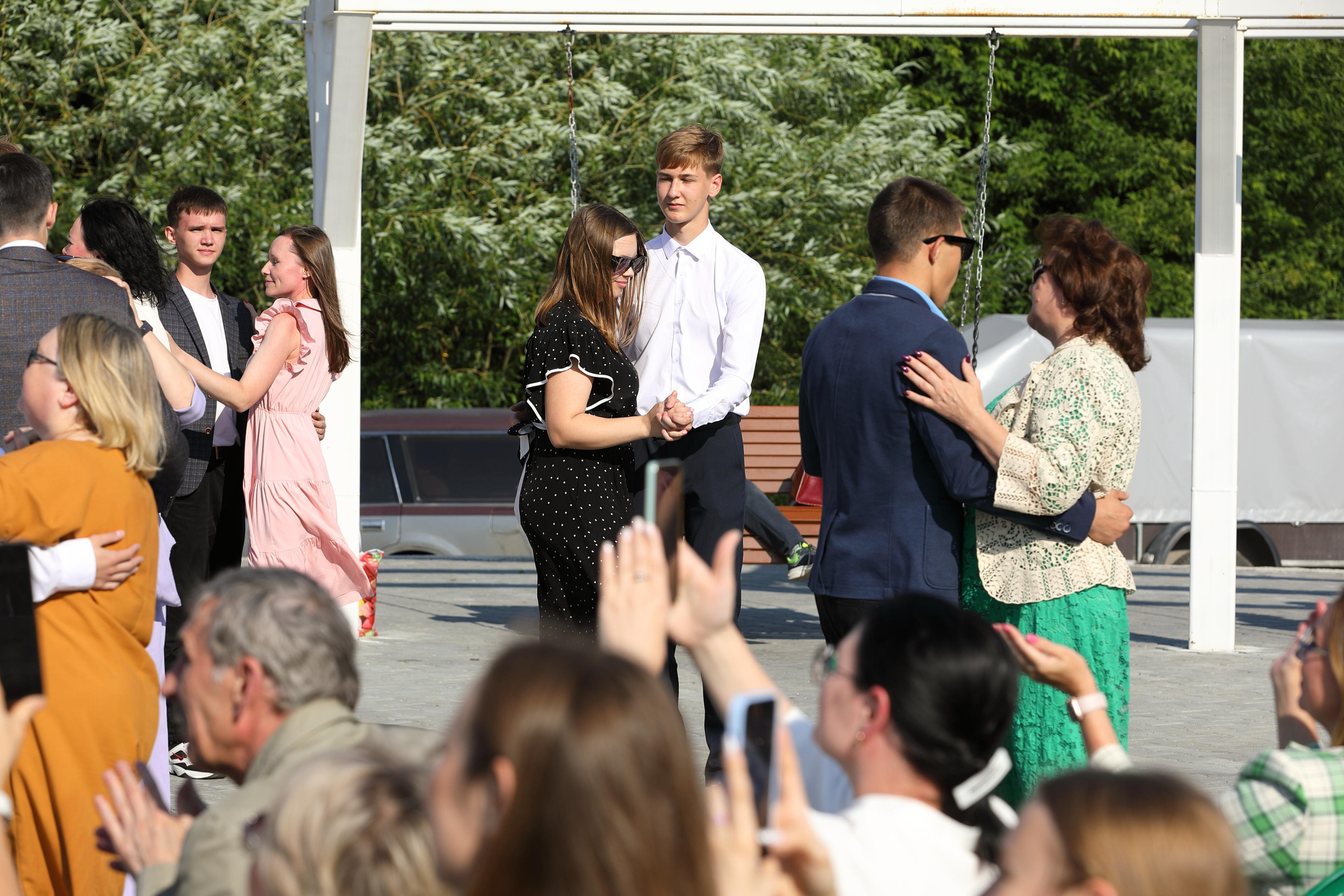 Выпускной в Шадринске. Фотограф Андрей Гузеев