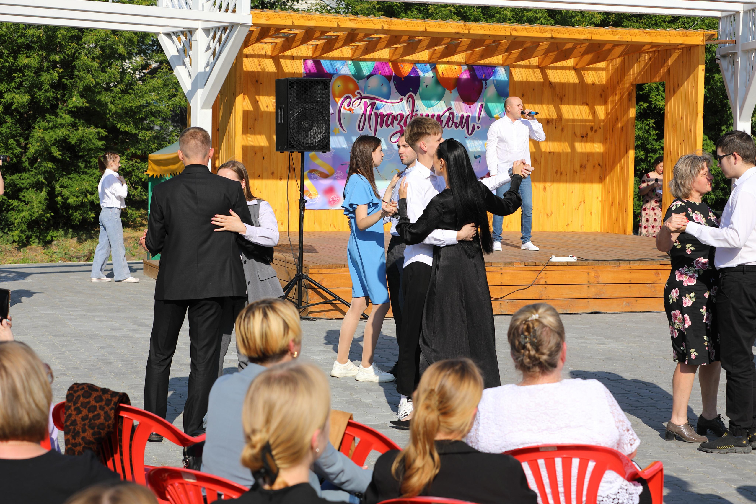 Выпускной в Шадринске. Фотограф Андрей Гузеев