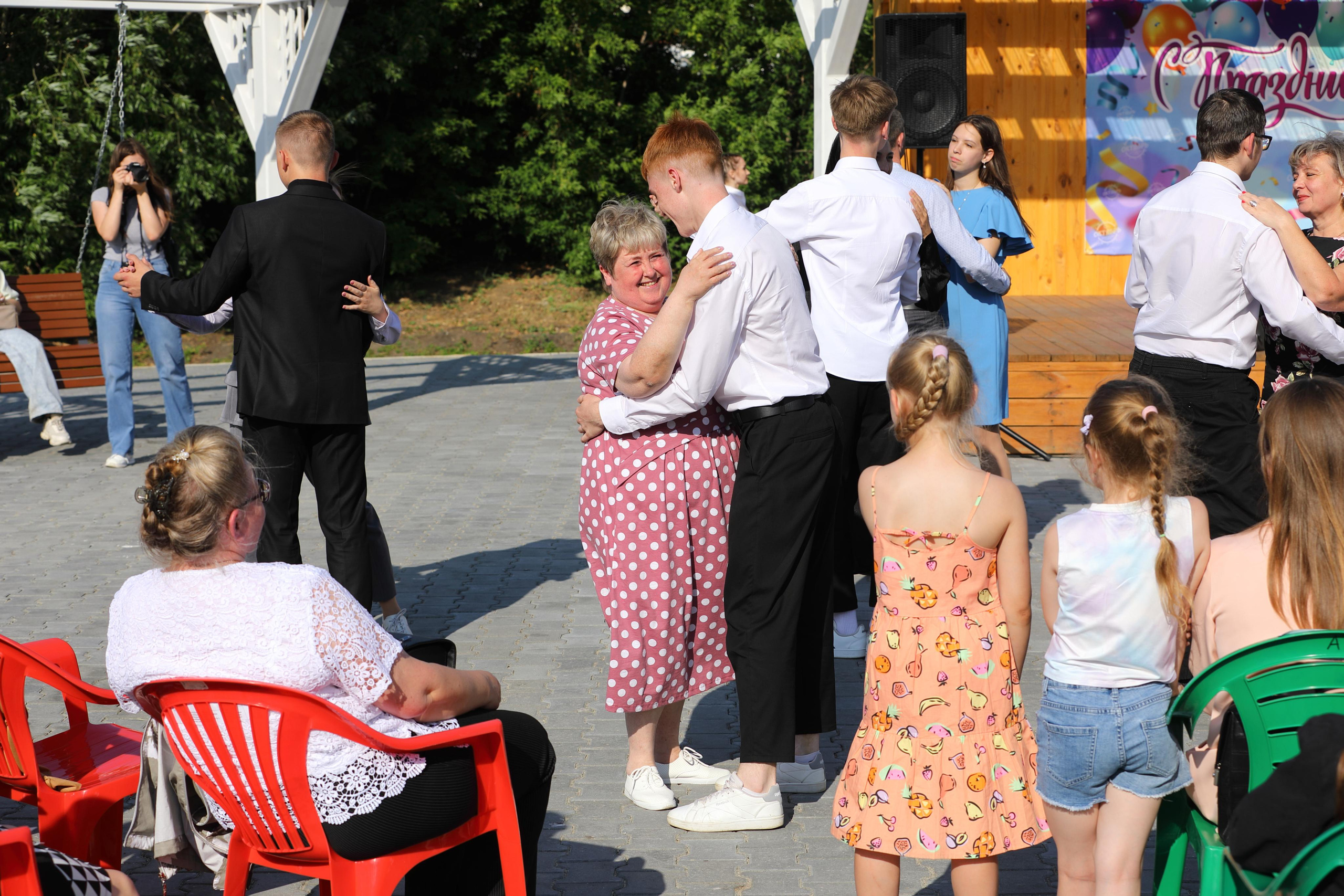Выпускной в Шадринске. Фотограф Андрей Гузеев