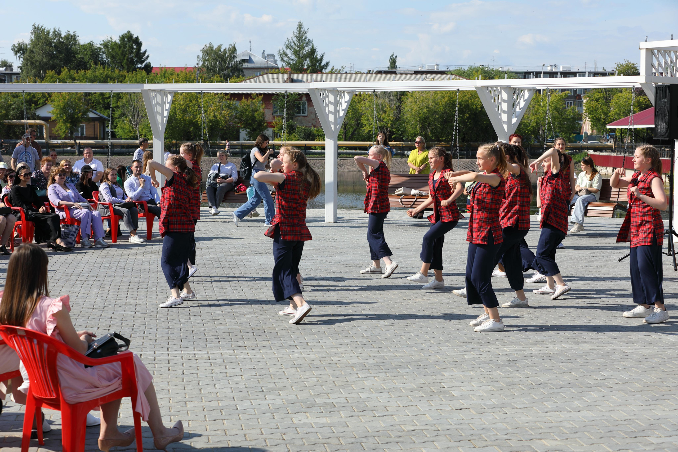 Выпускной в Шадринске. Фотограф Андрей Гузеев