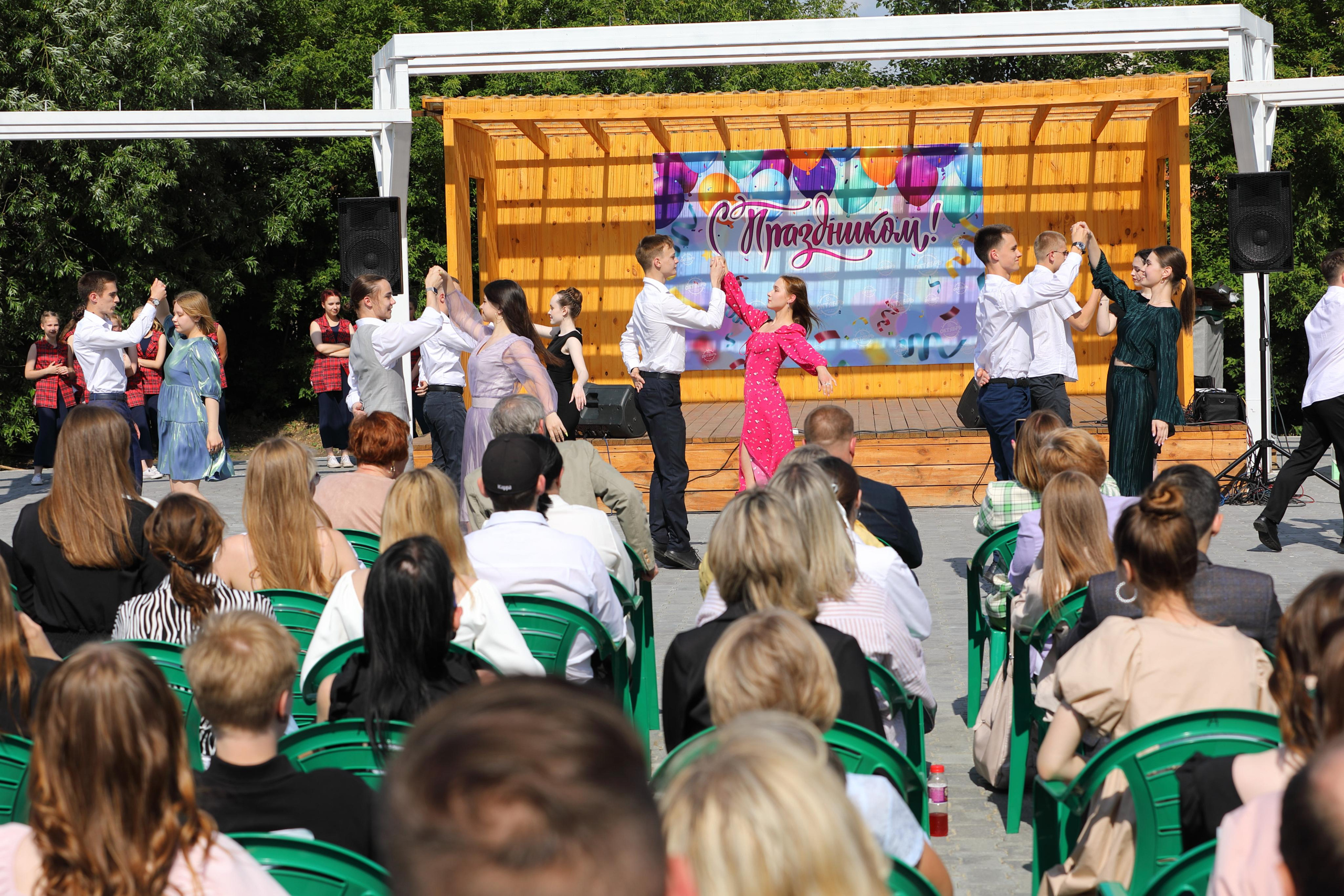 Выпускной в Шадринске. Фотограф Андрей Гузеев