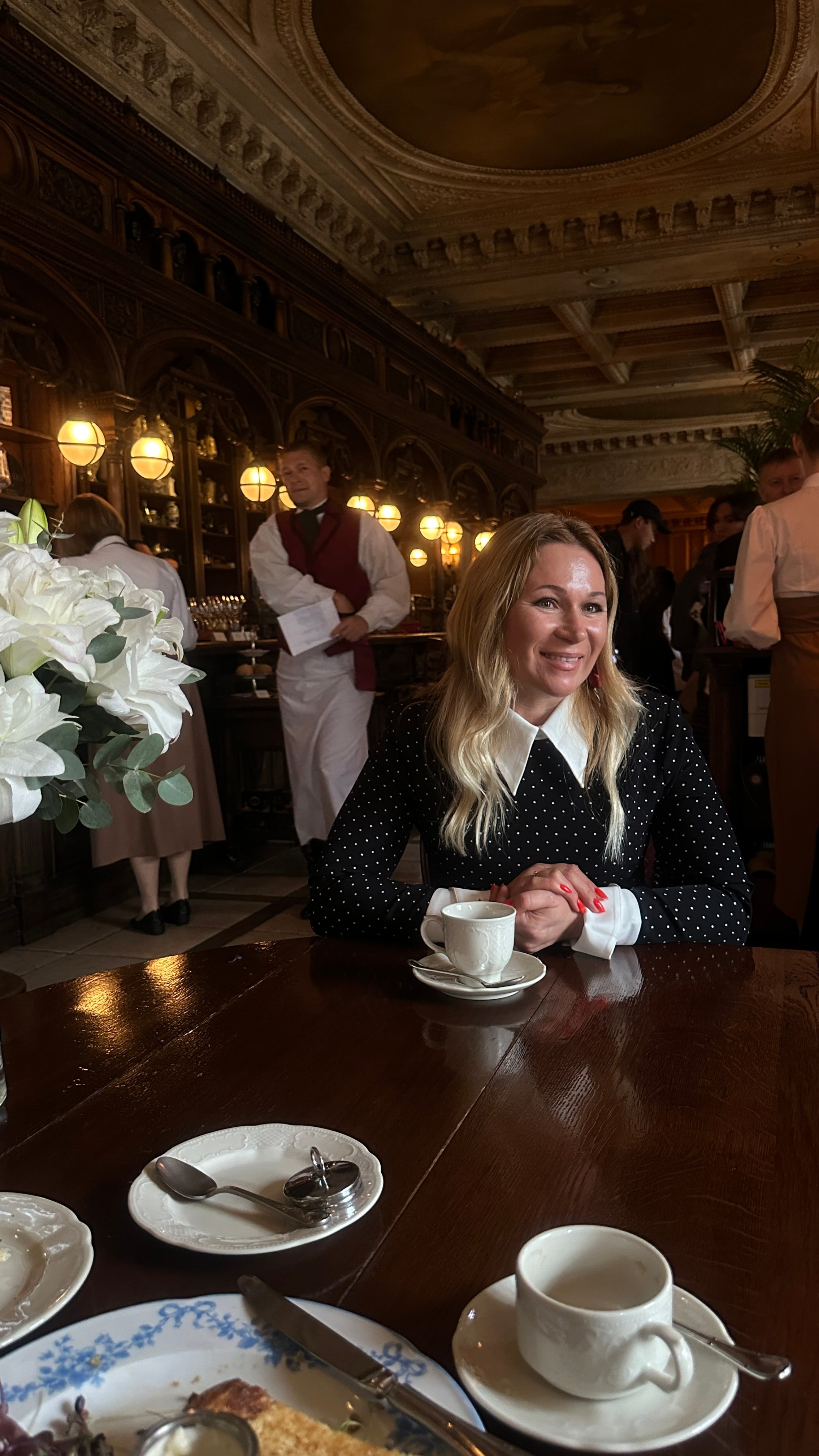 Женские мероприятия — LADY’S BREAKFAST, BRUNCH — PROMO. Jane Kudryavtseva | MODEL PHOTO & PORTRAIT