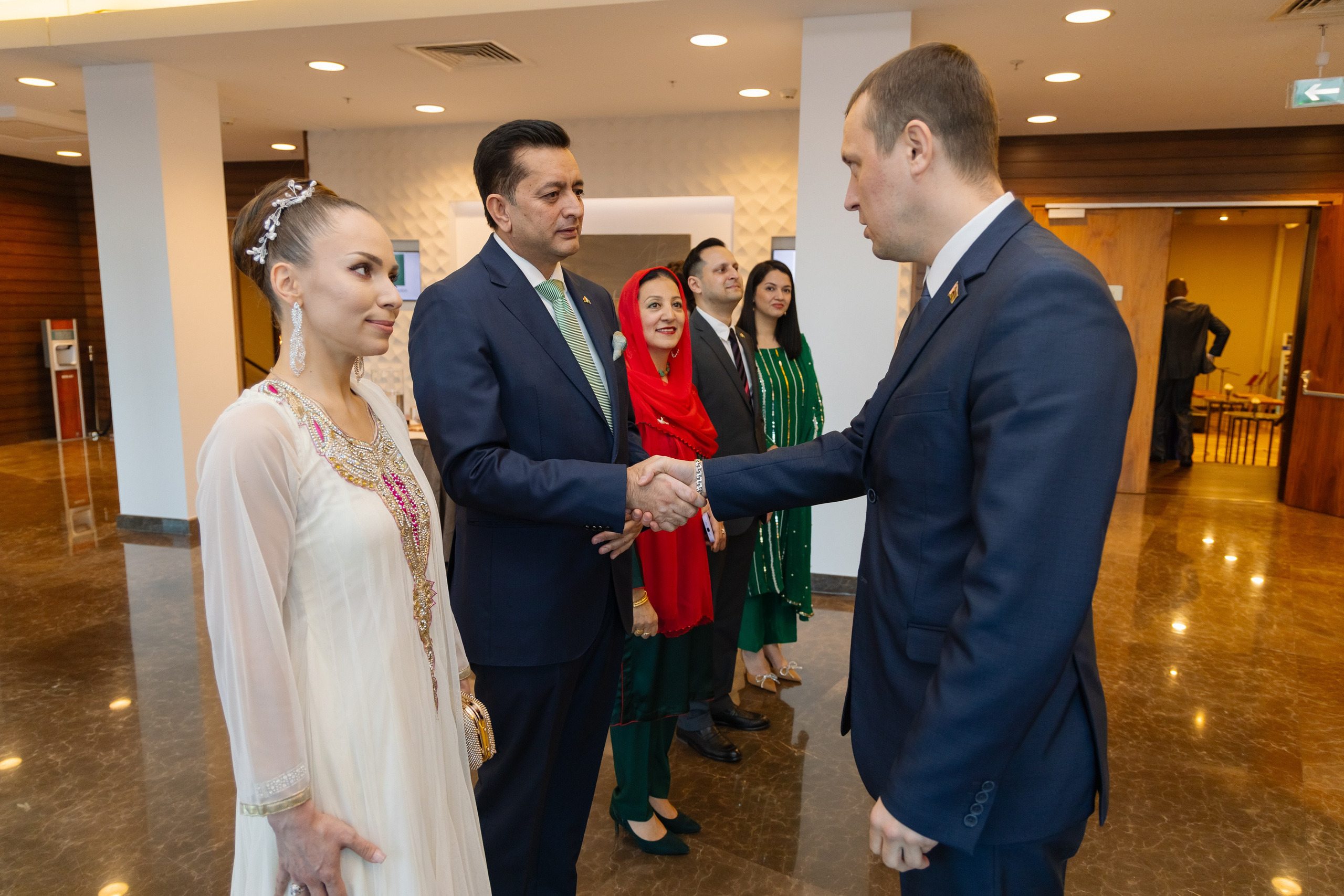 Фотосъемка делегации Пакистана в Беларуси в отеле Марриотт. Свадебный фотограф в Минске/Беларуси Сергей Спиридонов