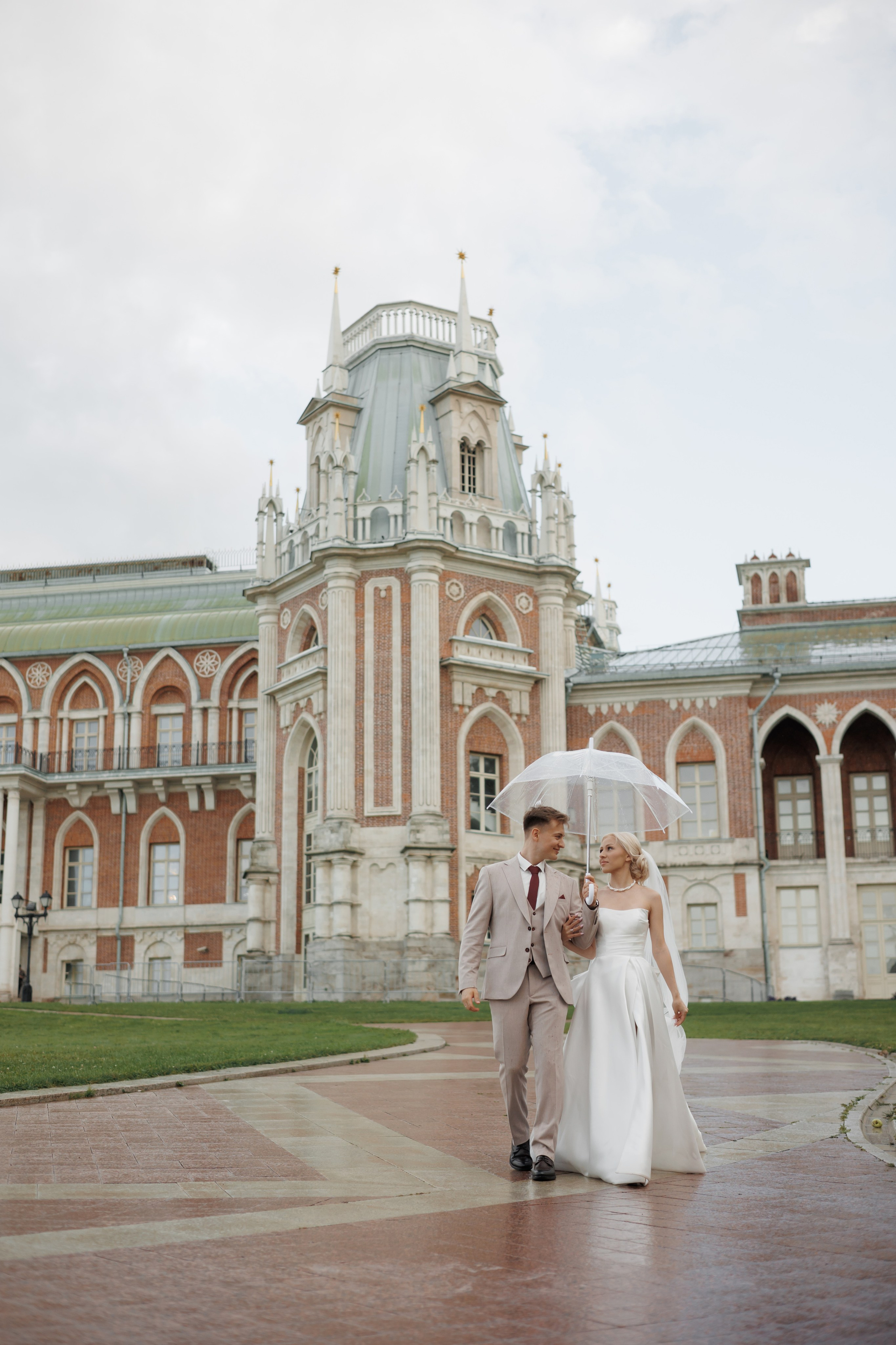 Отель «Милан», Шипиловский ЗАГС, прогулка в парке Царицыно. Свадебный и репортажный фотограф (Москва, Королев и другие)