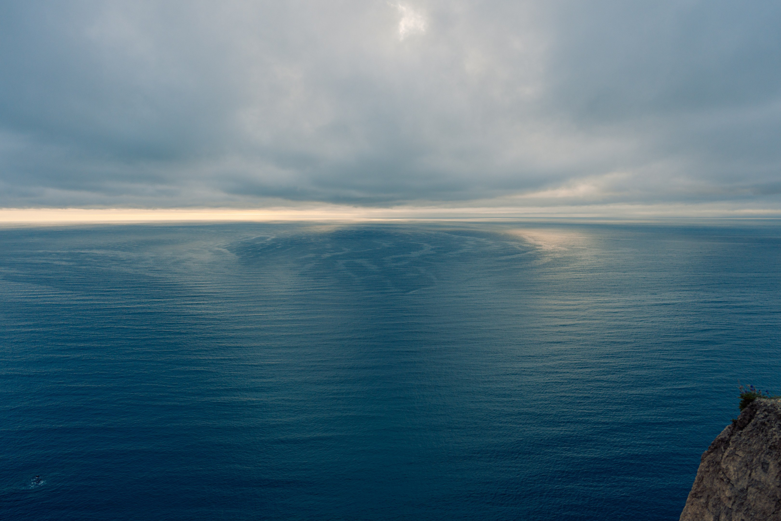 Мыс Четырех Скал. Иван Зайцев (IZIART) — создание культурного кода через фото и видео