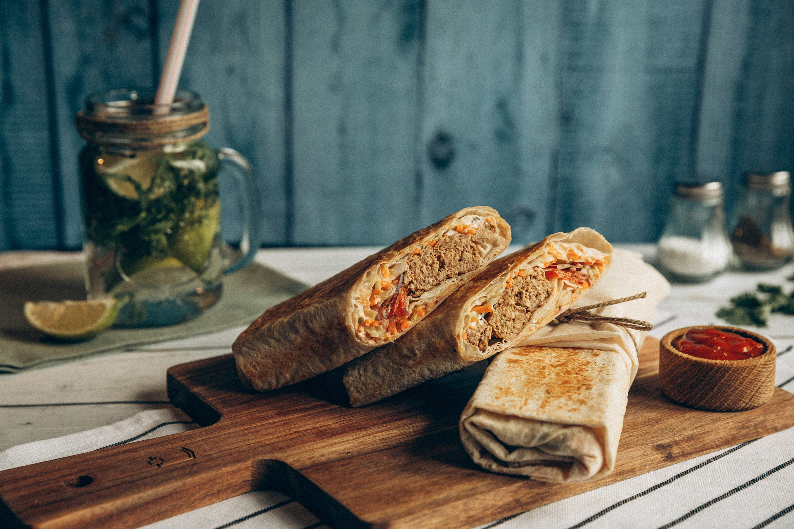 Фуд-фотография шаурмы во Владимире для яндекс еды