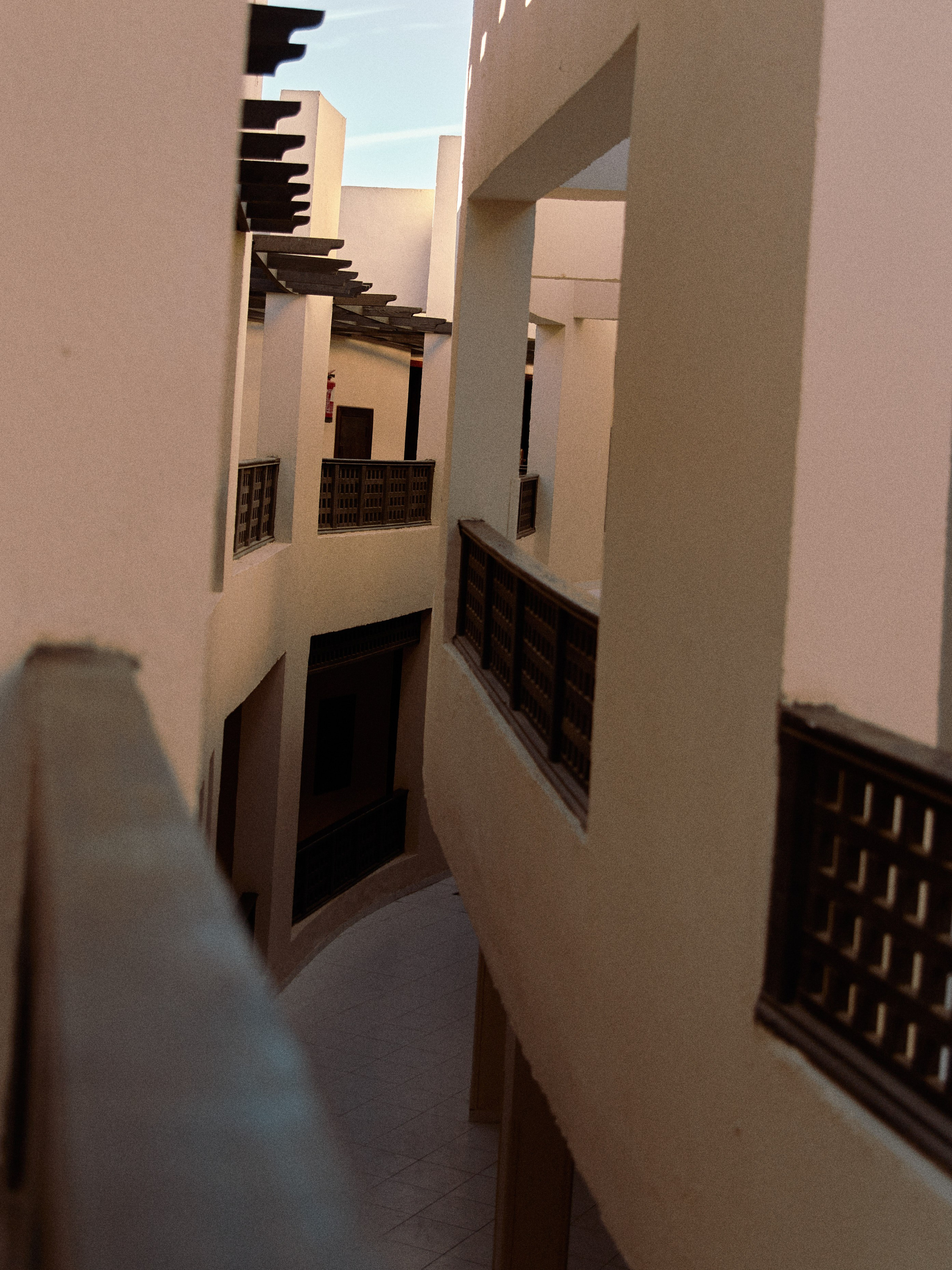 Архитектура. Jorgis Talè — photographer, kind person, teacher of arts and other mag