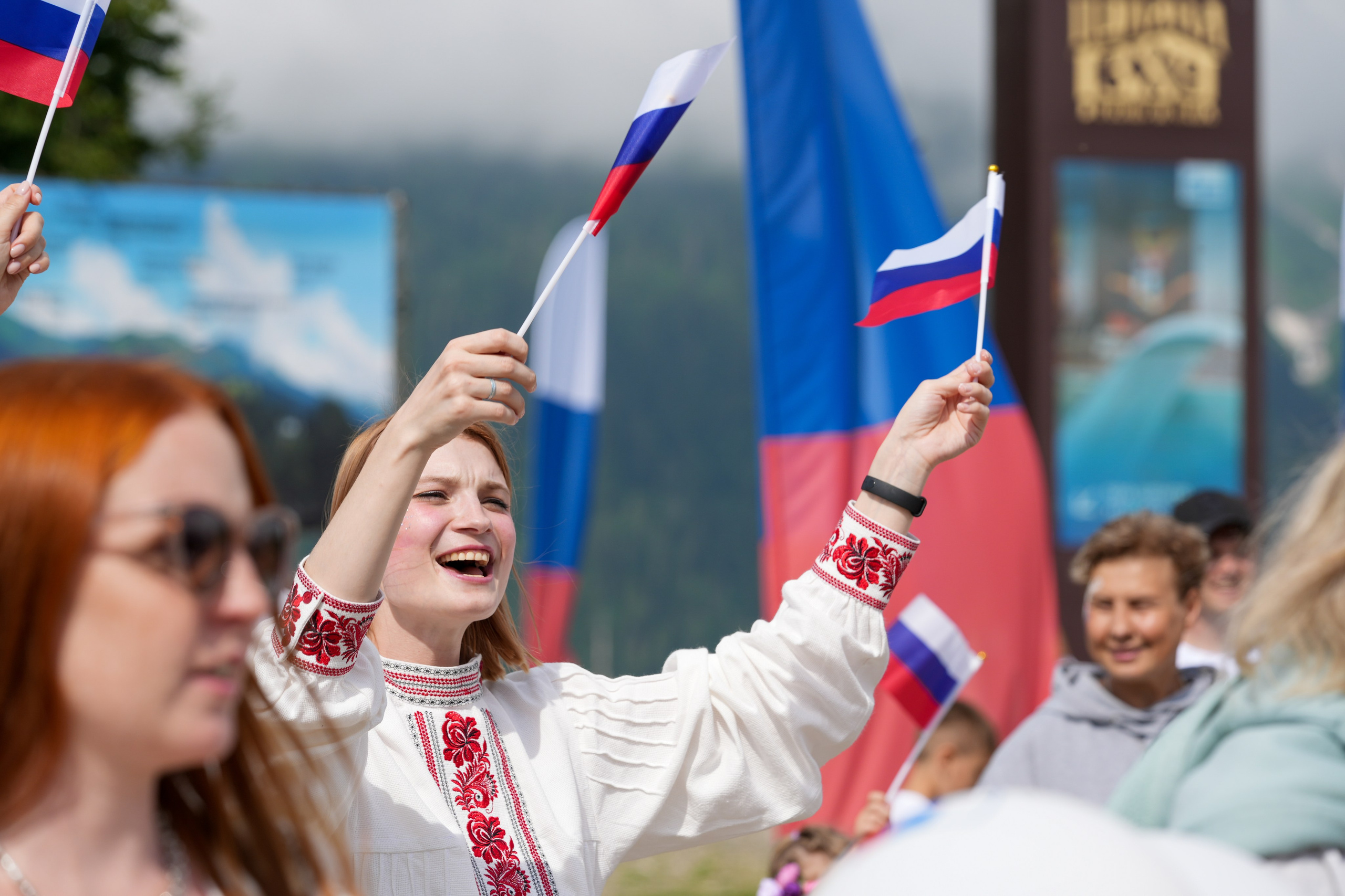 День России на курорте Газпром 2023. Репортажный фотограф в Красной Поляне и Сочи Павлюченко Екатерина