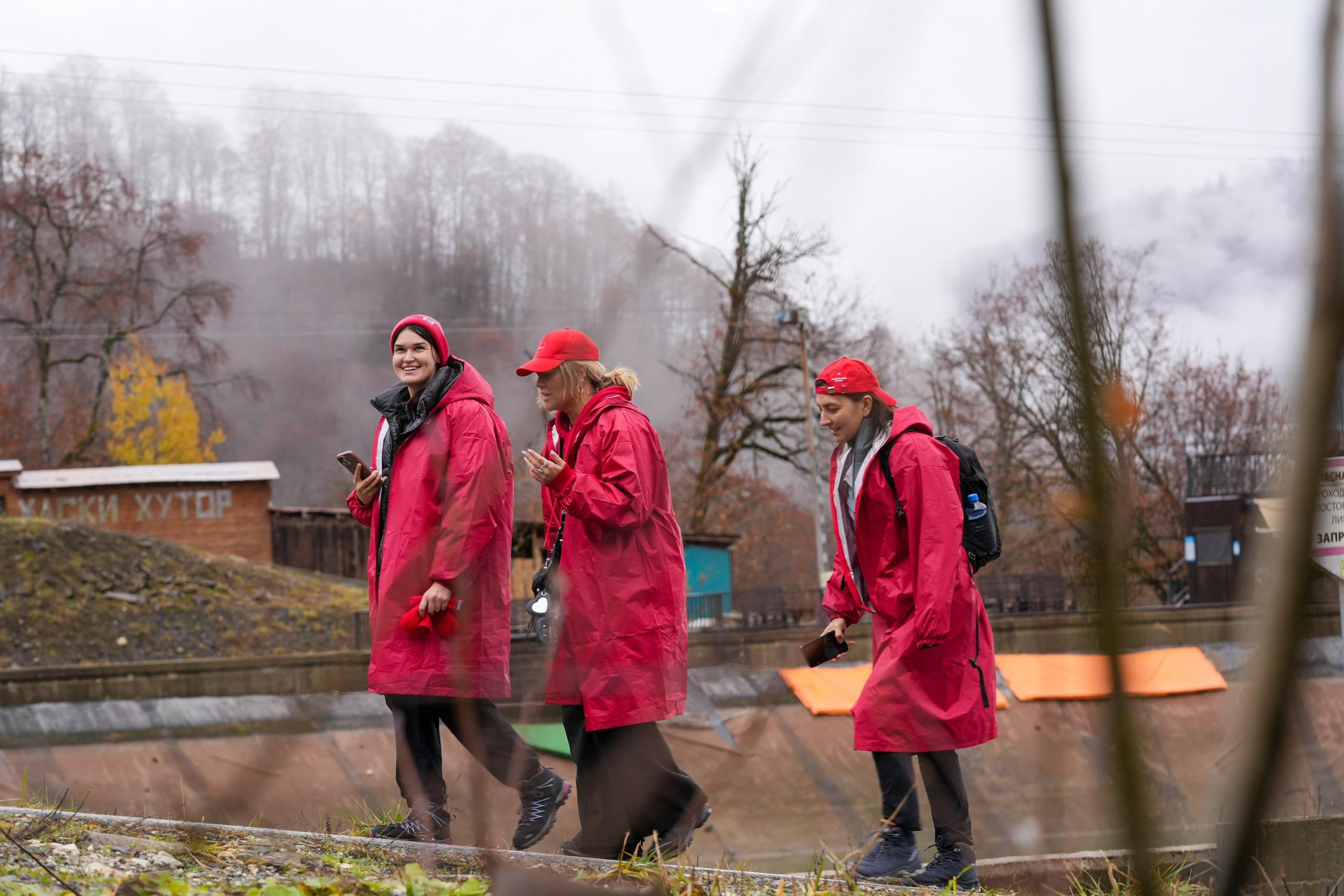 MICE мероприятие — хайкинг на курорте Роза Хутор. Репортажный фотограф в Красной Поляне и Сочи Павлюченко Екатерина