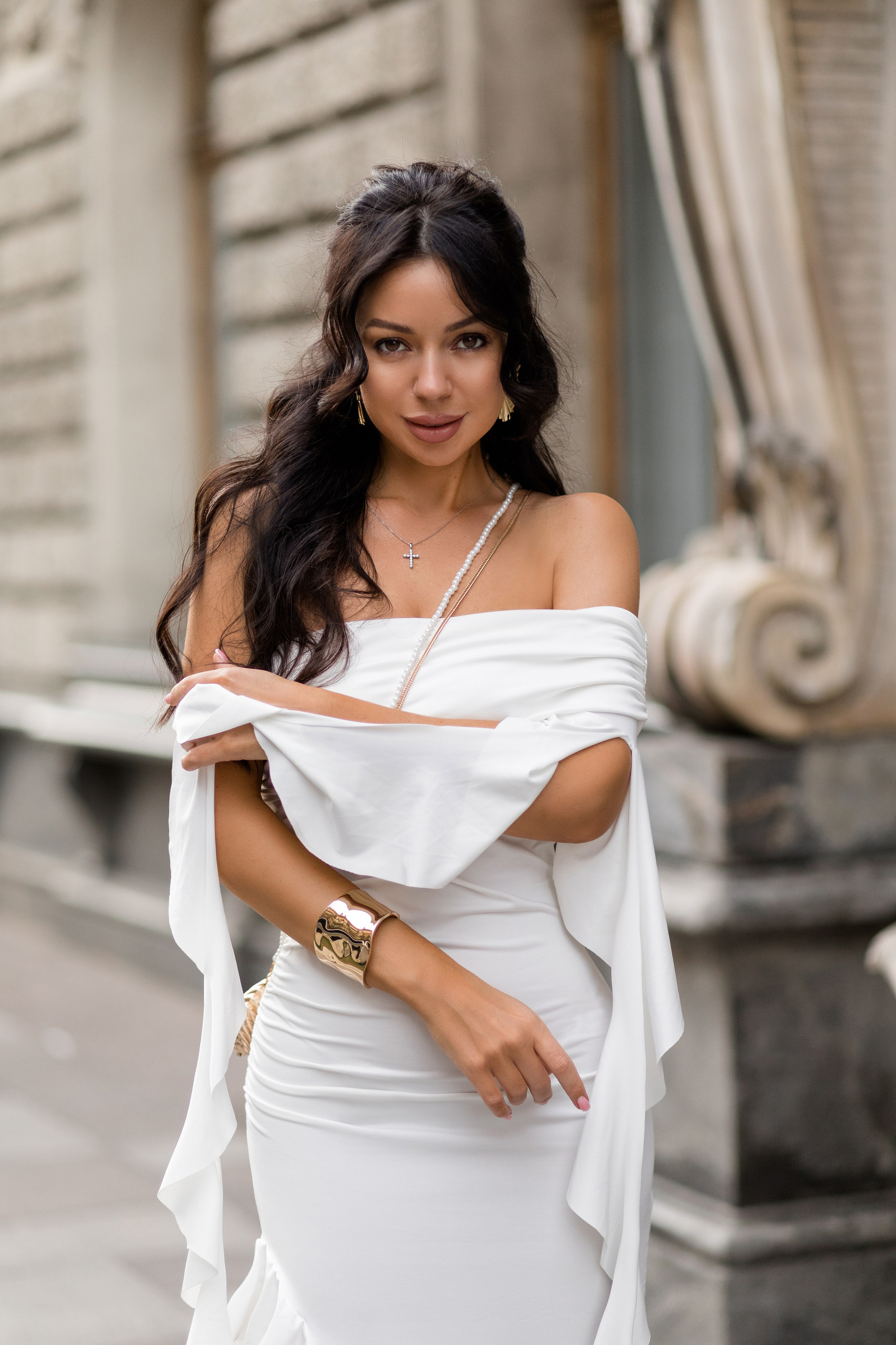 ЖЕНСКИЙ ПОРТРЕТ. Главная