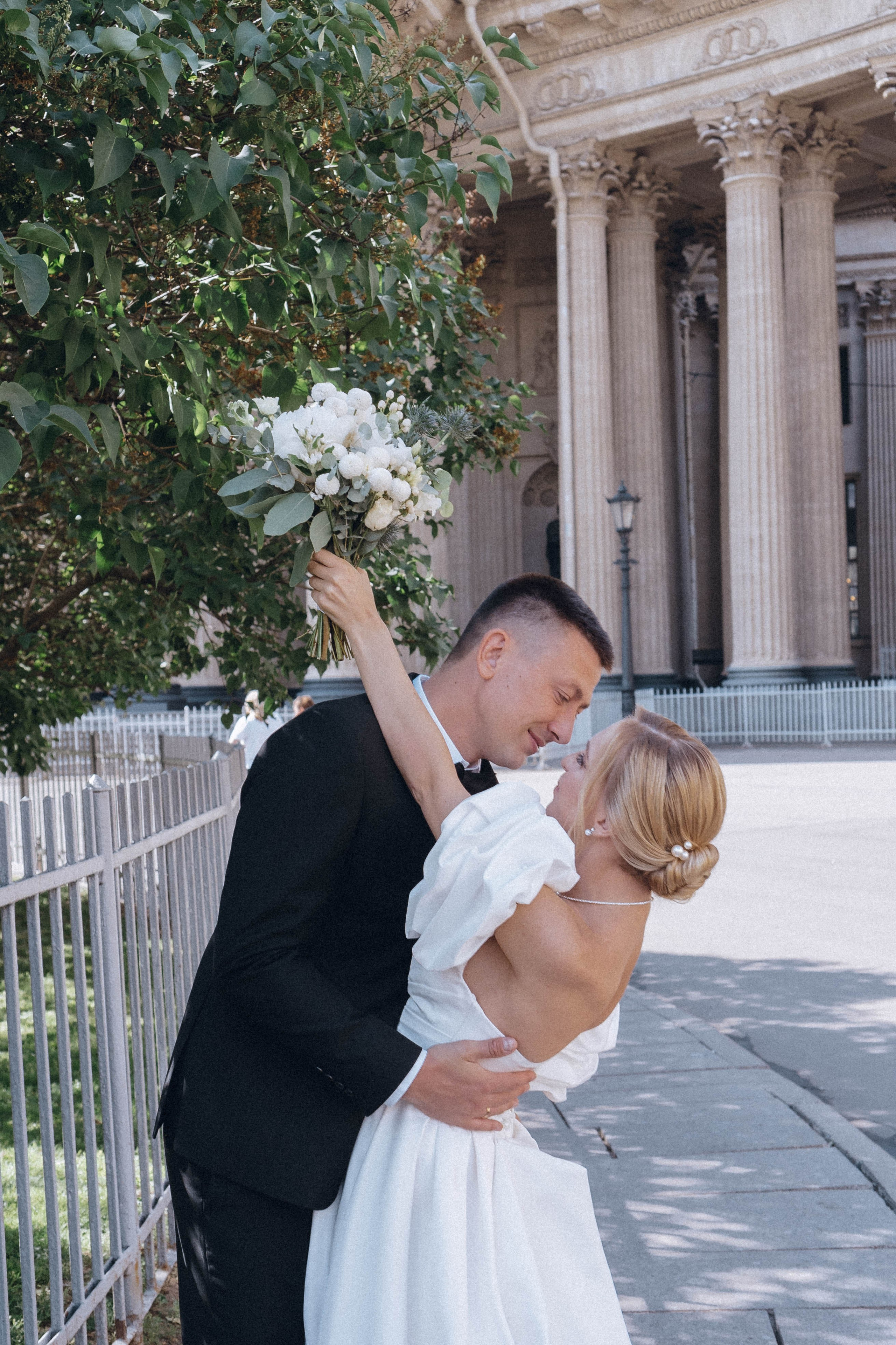 СВАДЕНБНАЯ СЬЕМКА НА КАТЕРЕ ПО КАНАЛАМ САНКТ-ПЕТЕРБУРГА И В АКВАТОРИИ НЕВЫ. Профессиональный фотограф, Санкт-Петербург — Виктория Богомолова