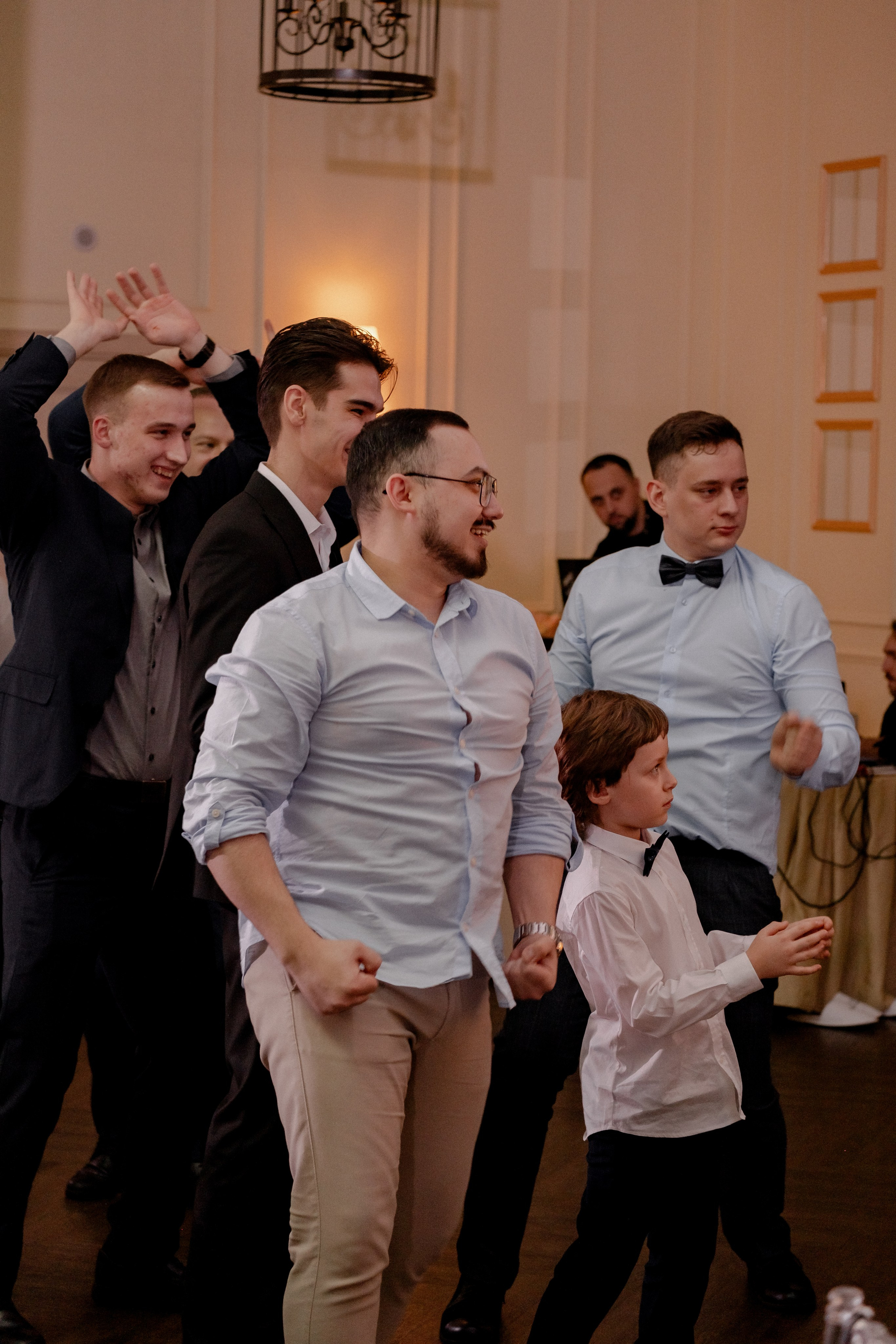 СВАДЕБНЫЙ БАНКЕТ (СНЯТО В СИБИРЕ В НИЖНЕВАРТОВСКЕ). Профессиональный фотограф, Санкт-Петербург — Виктория Богомолова