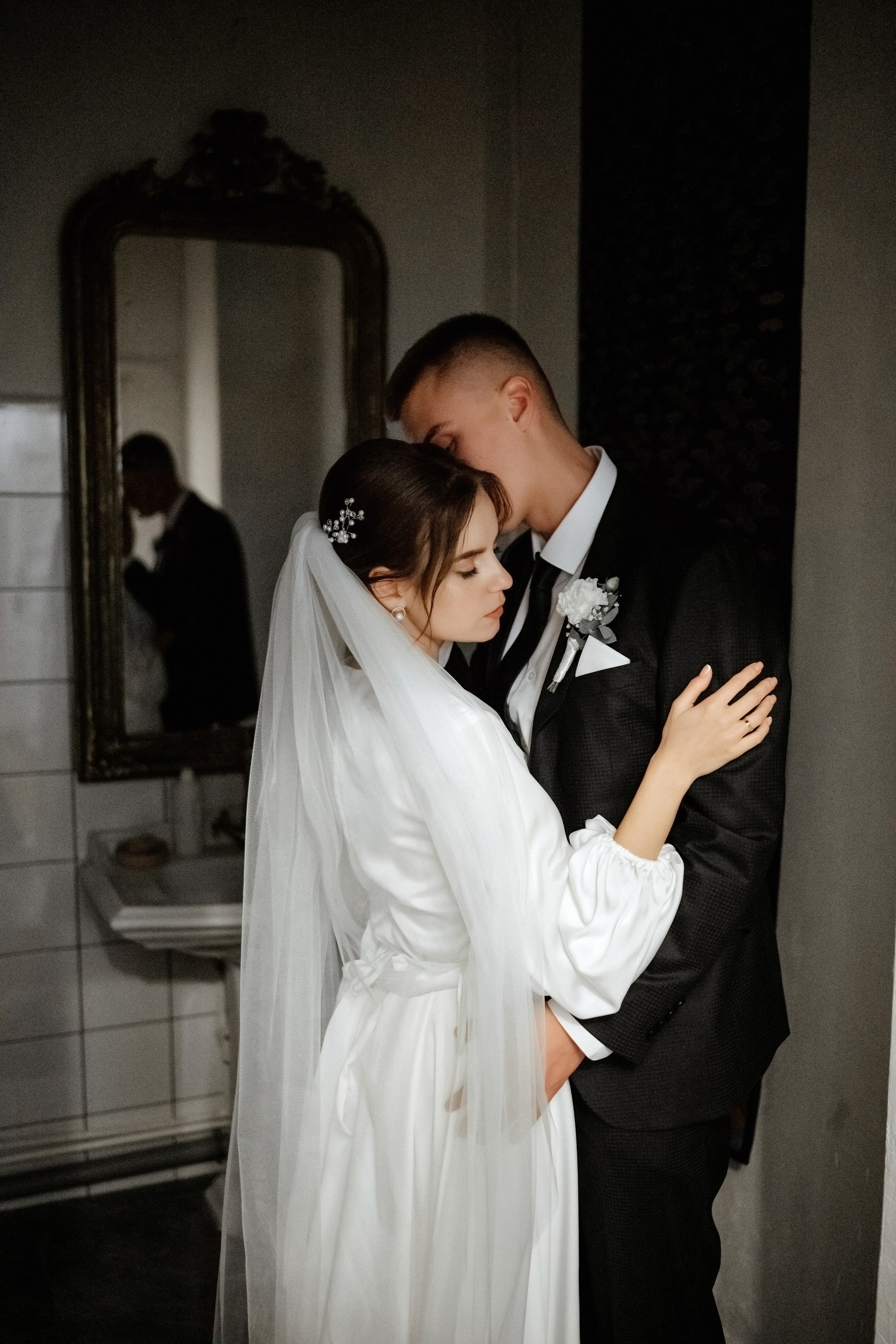 Свадебная фотосессия в Ливадийском дворце. Свадебный и семейный фотограф и видеограф, Крым, Москва, Санкт -Петербург