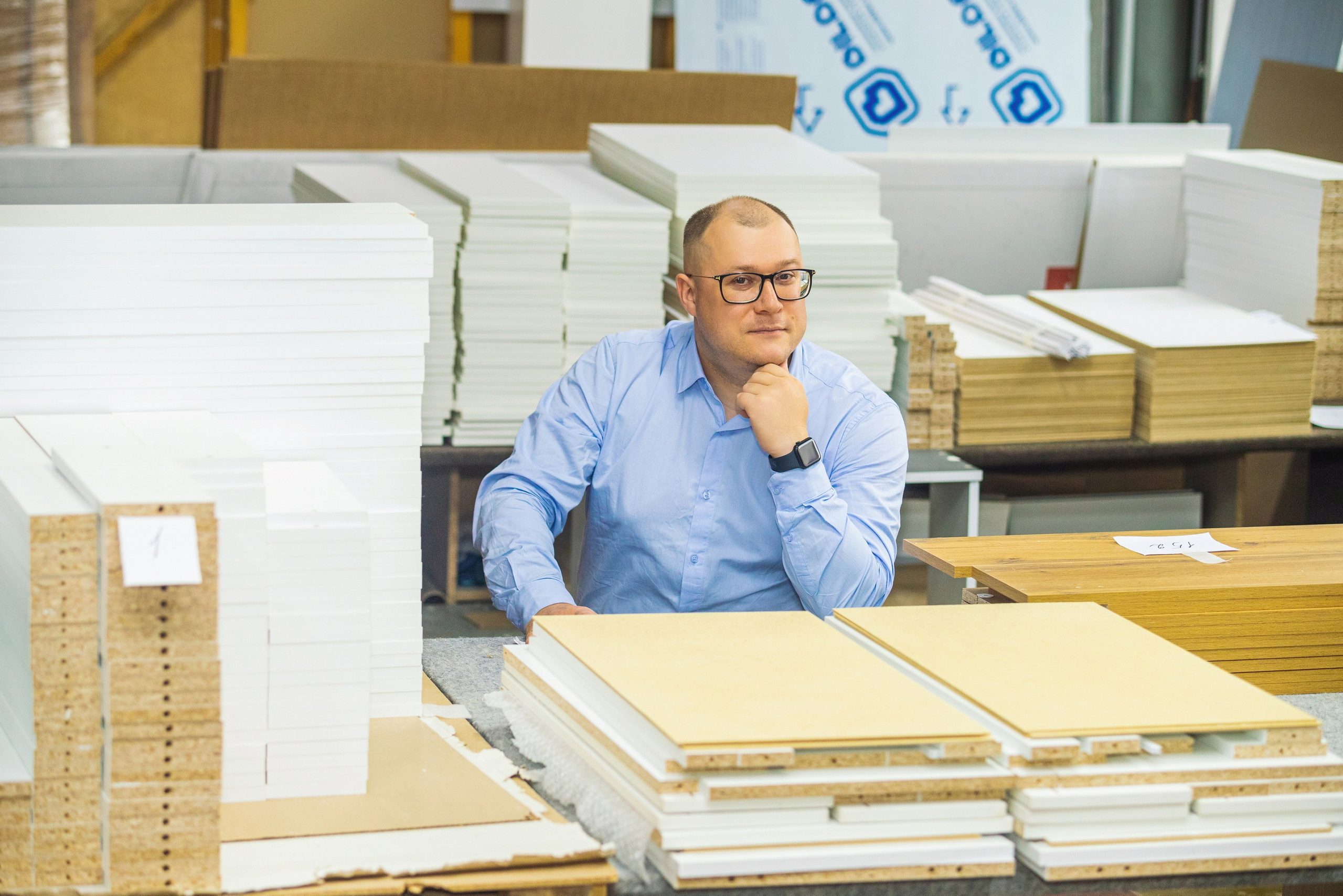 Бизнес портрет фотограф. Фотограф видеограф Иркутск фото видео студия Алексея Марамзина