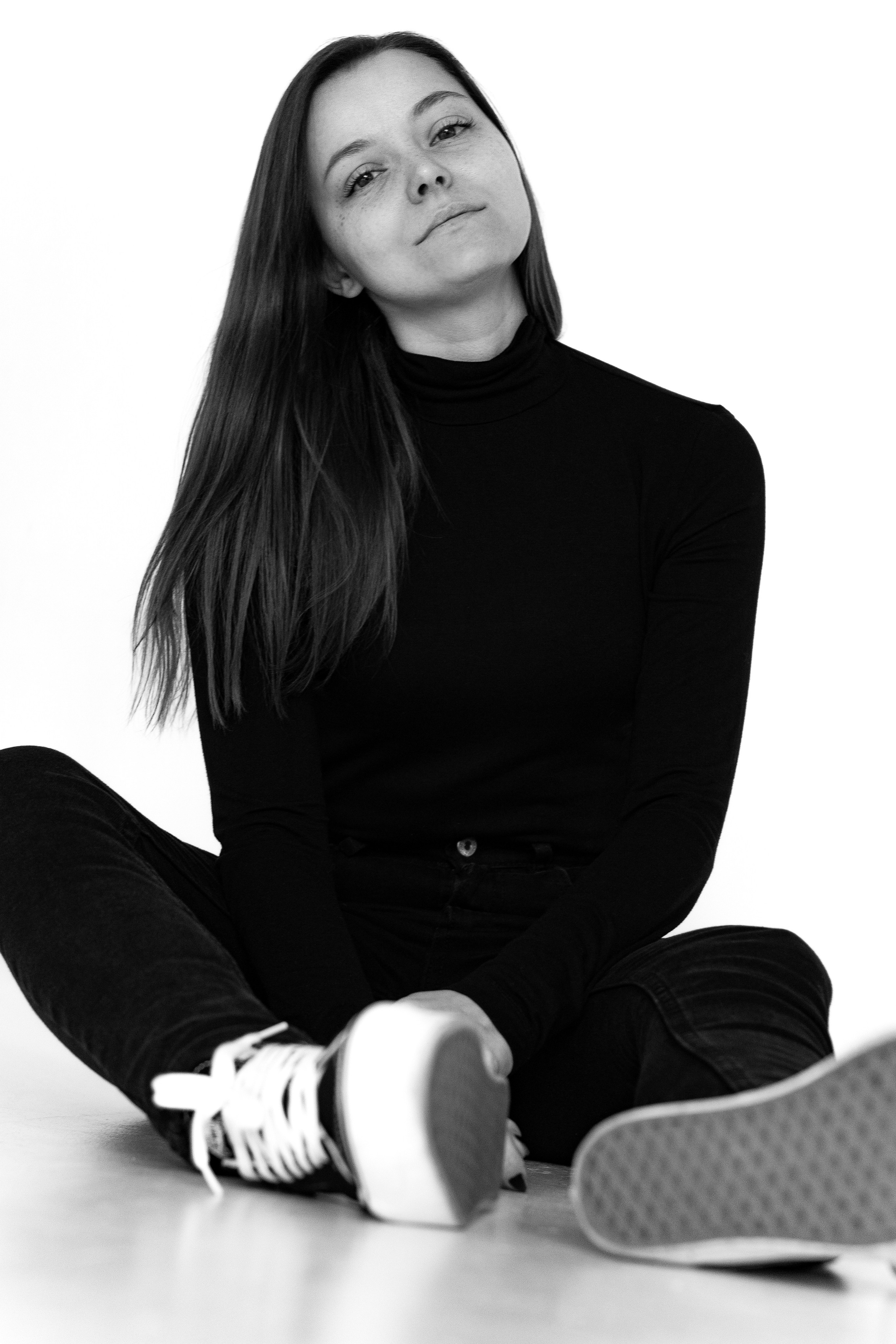 Алина. Классический чб портрет. Фотограф в Челябинске Любовь Денисенко