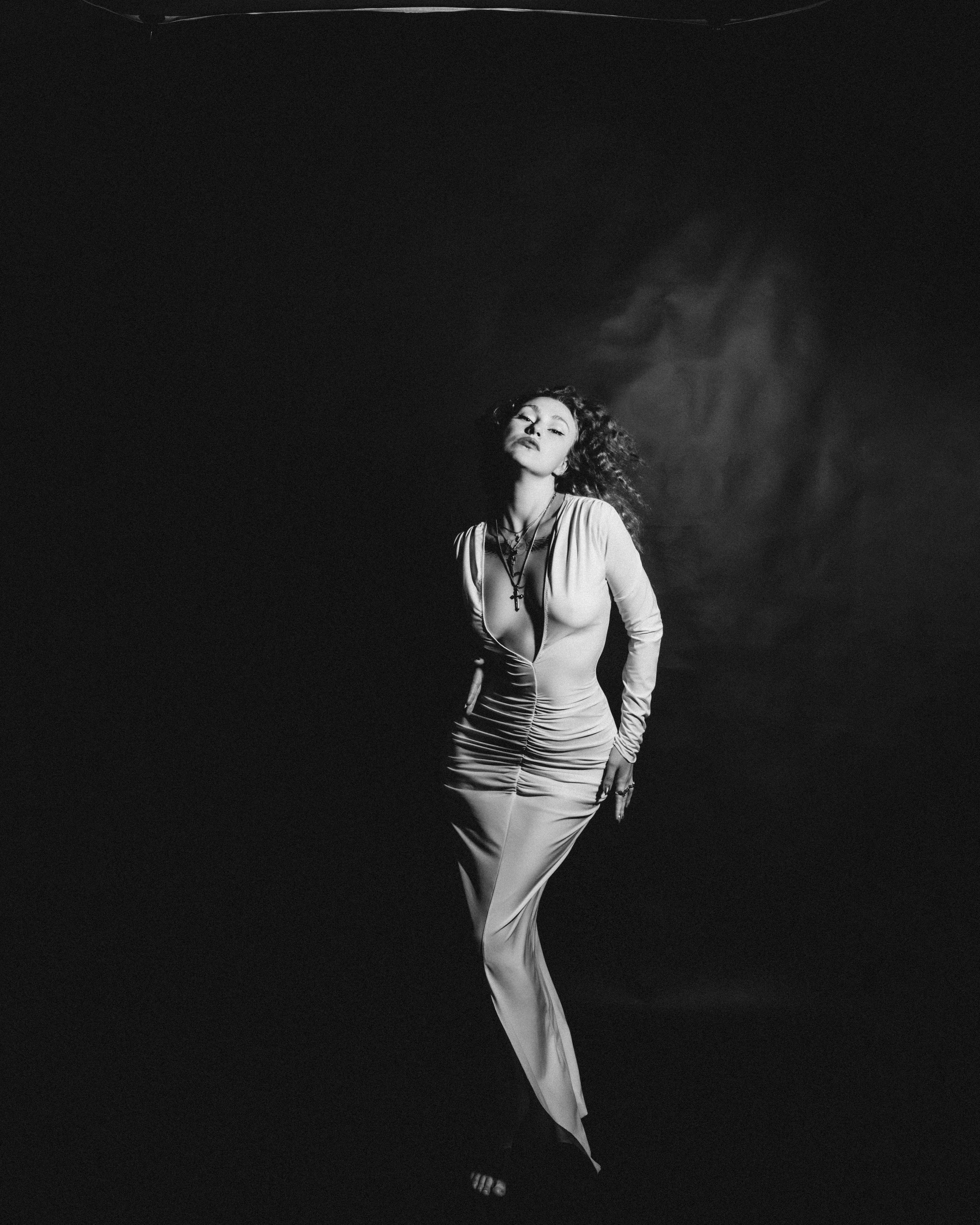 Girs. Male photographer