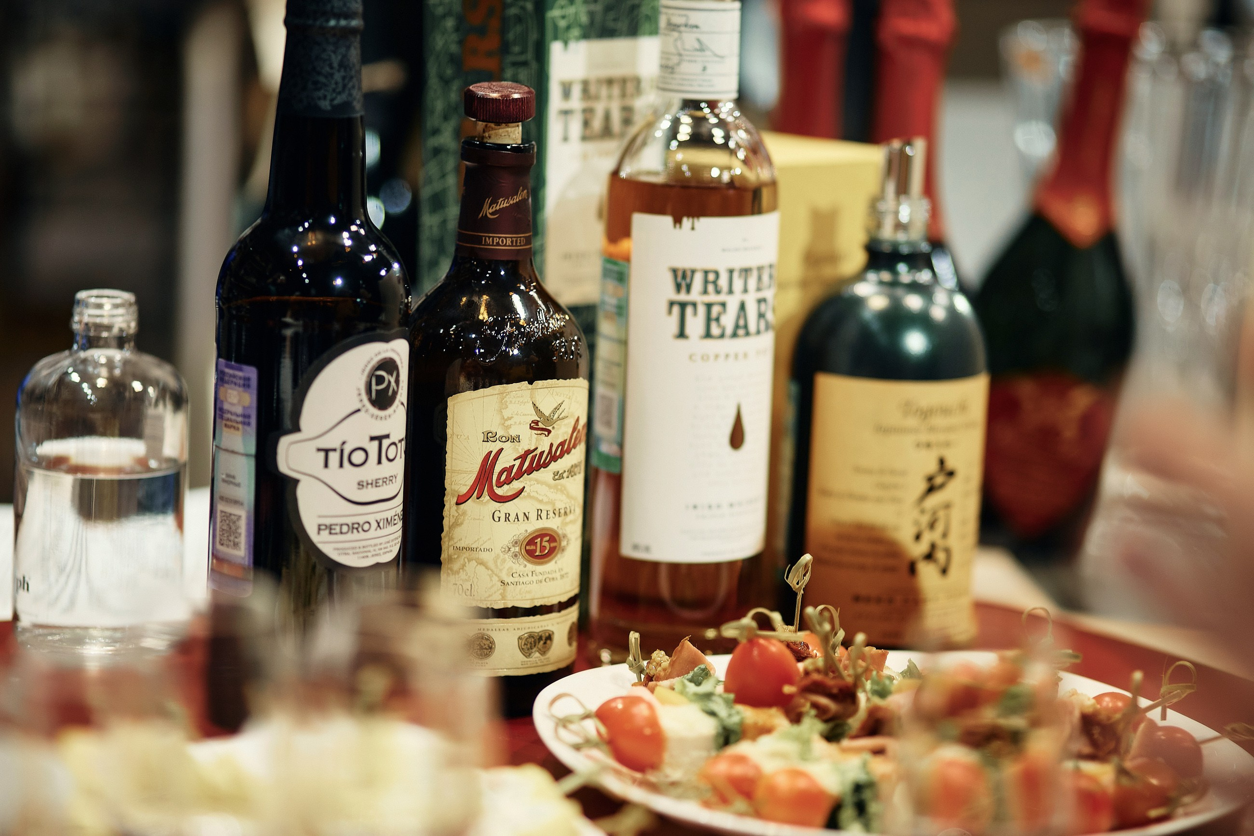 Юбилей магазина О’Вино. Семейный и репортажной фотограф в Красноярске и Москве Виктор Бабинцев